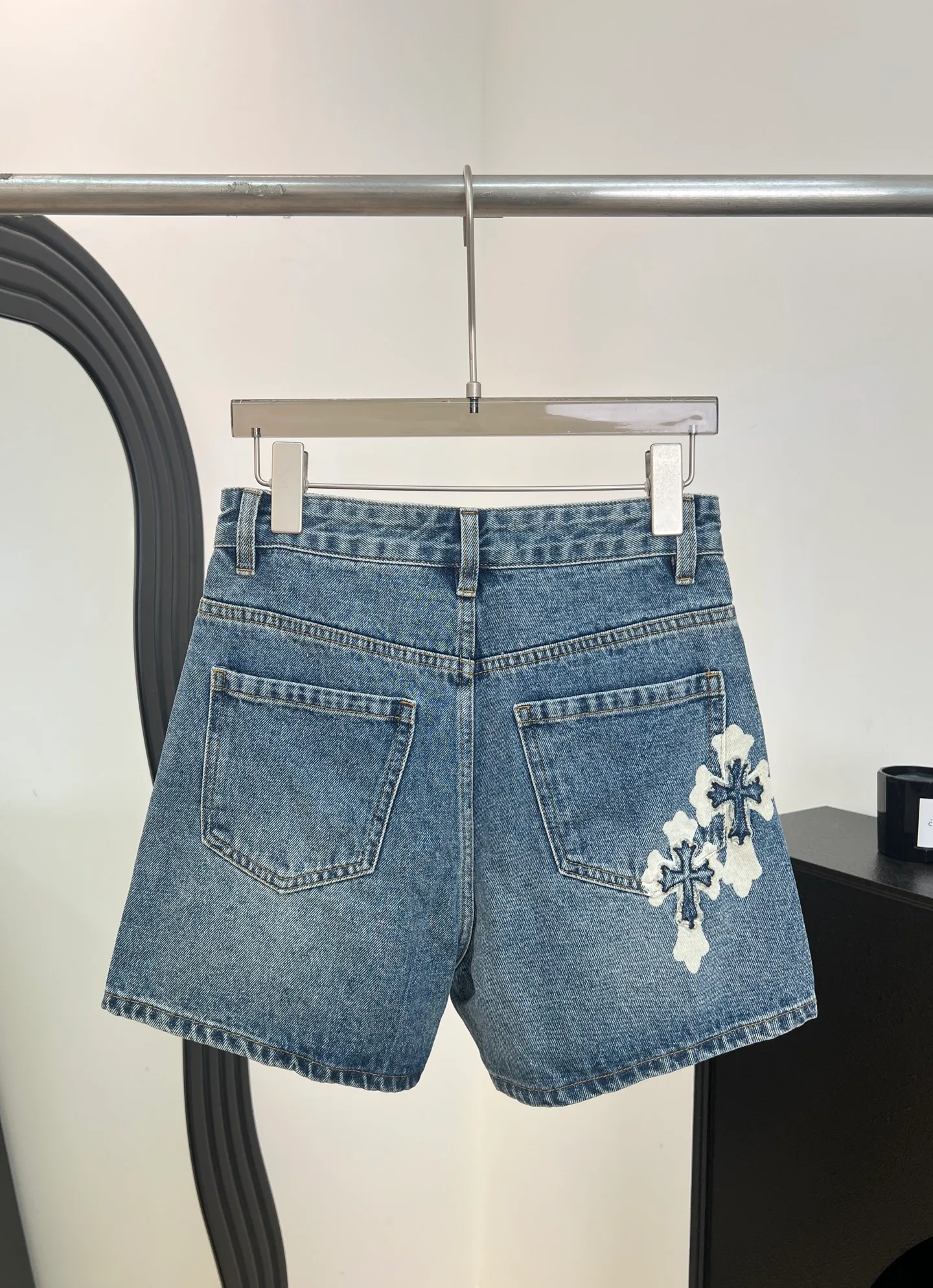 Шорты Женские Chrome Hearts 11544517
