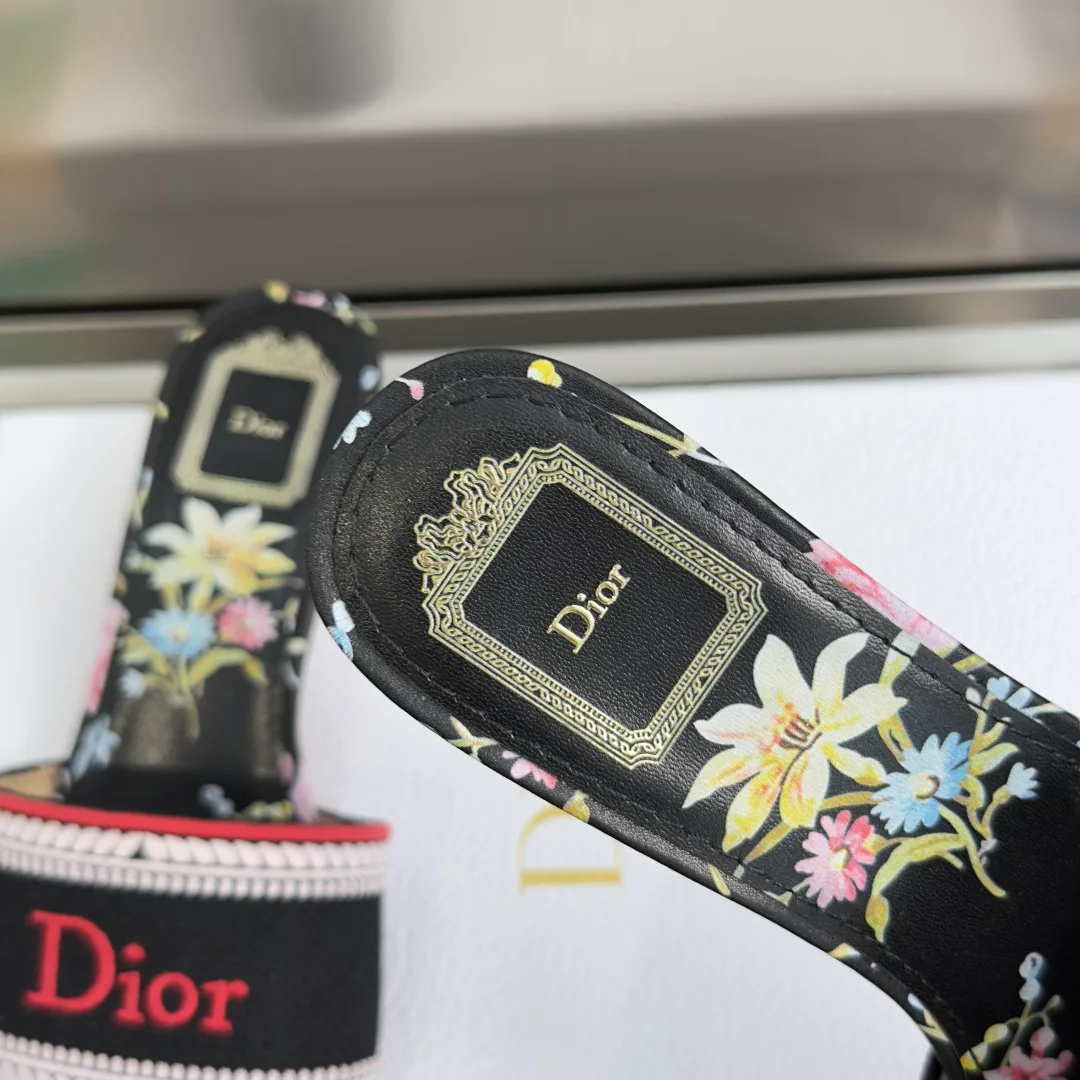 Босоножки Женские Christian Dior 18464021