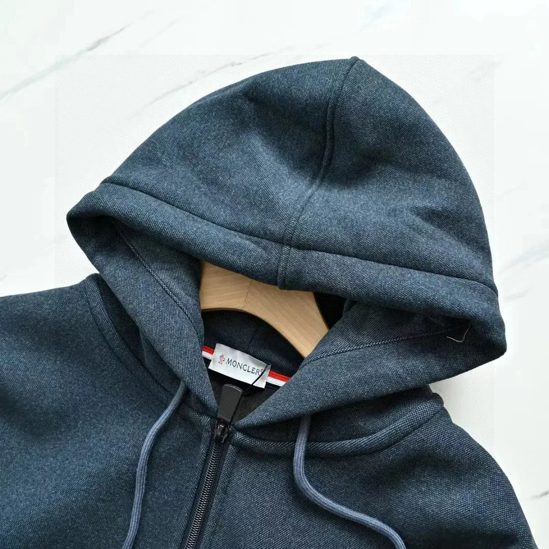 Куртки И Пуховики Мужские Moncler 1266734