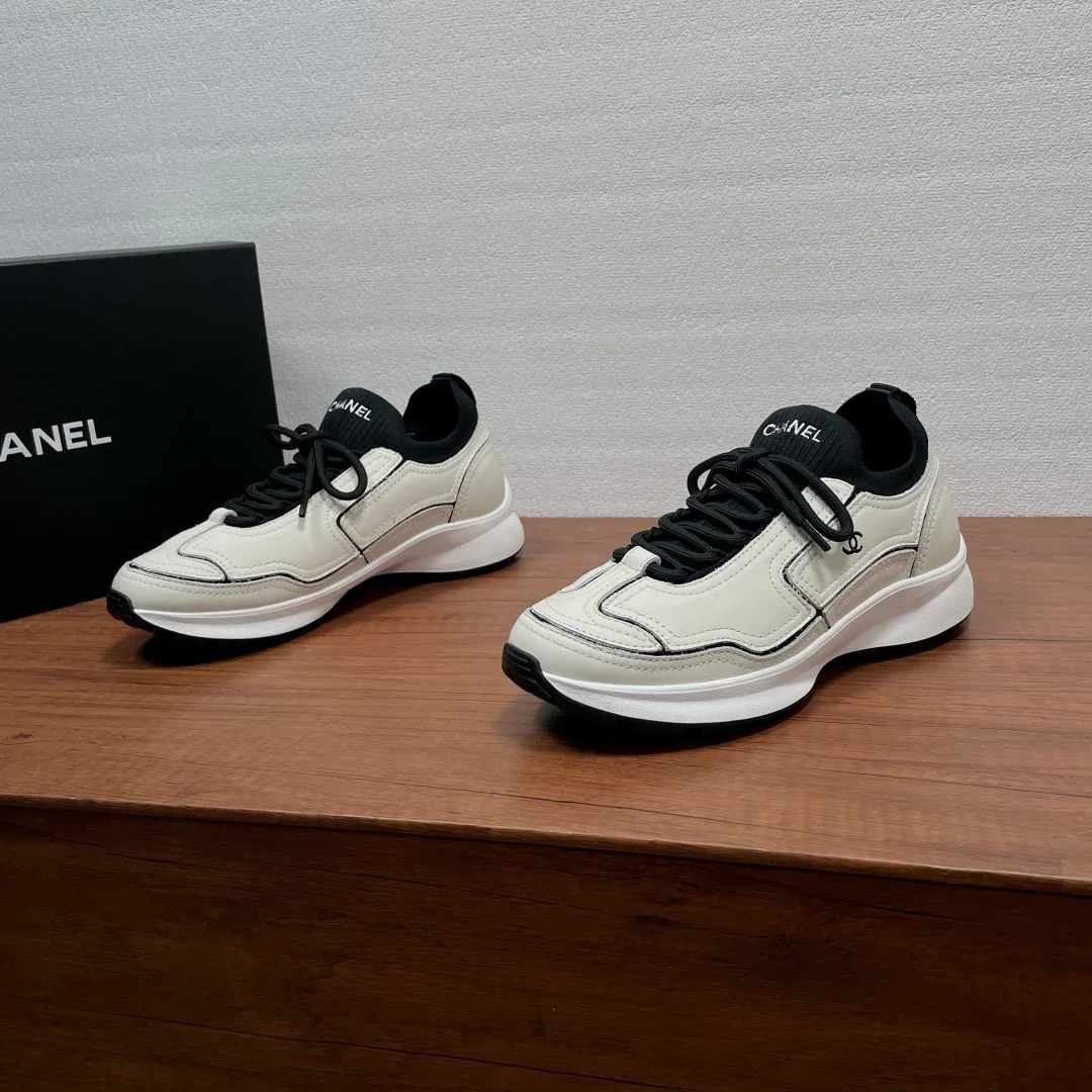 Кроссовки Женские Chanel 17542458