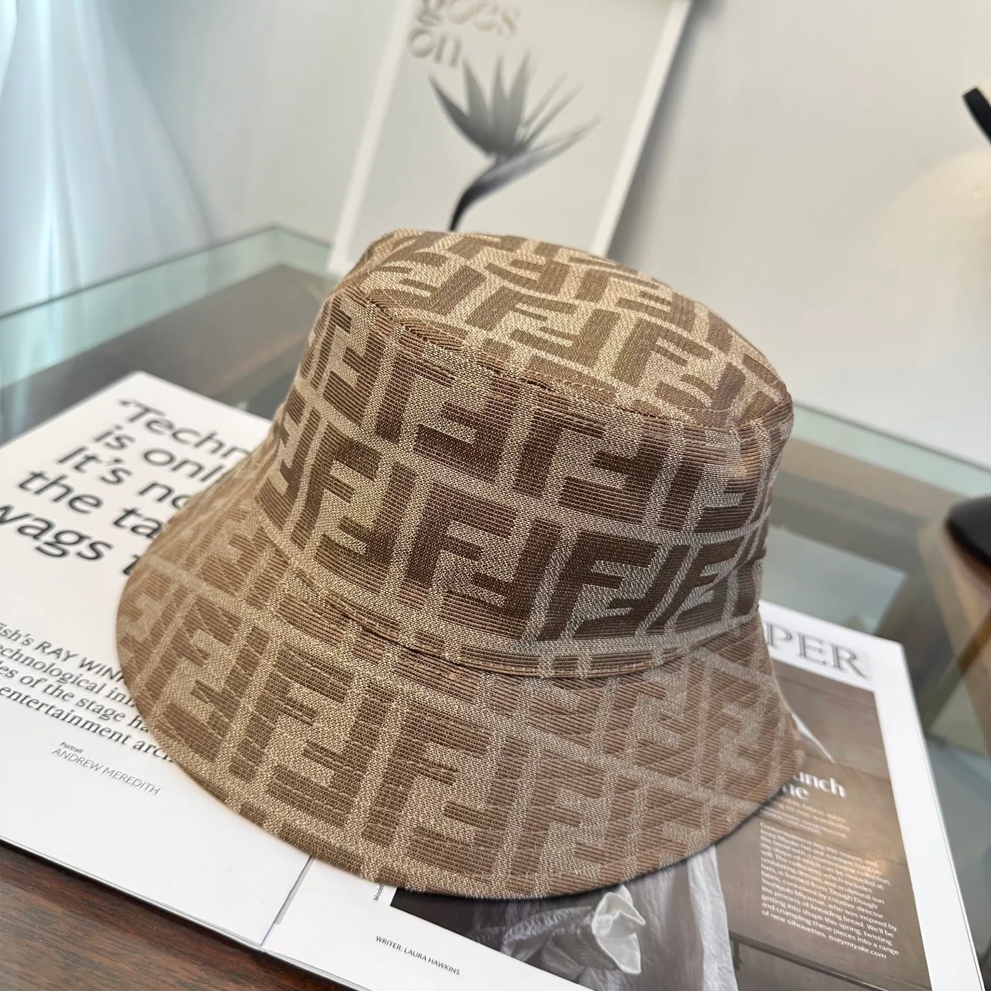 Головные Уборы Fendi 11689492