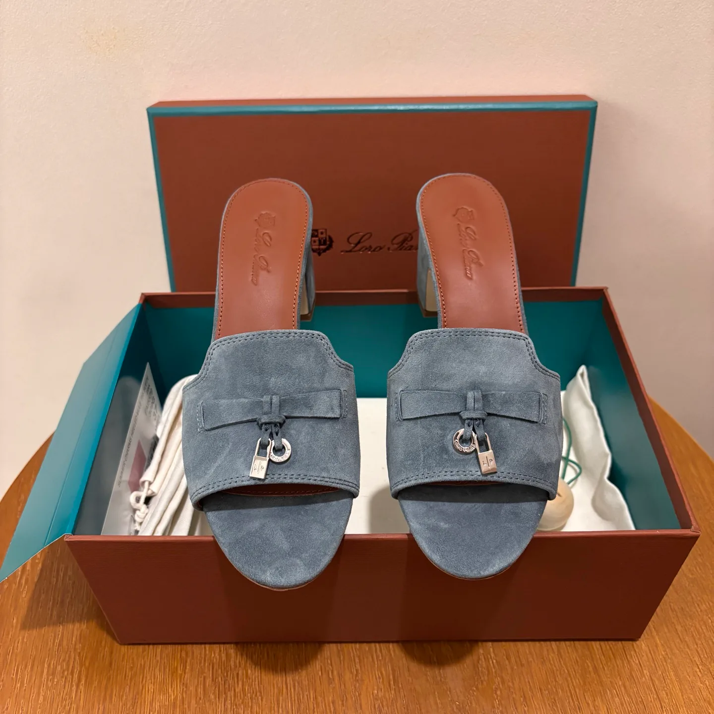 Босоножки Женские Loro Piana 3499310