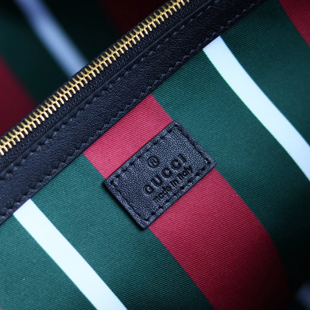 Классические Сумки Женские Gucci 12781860