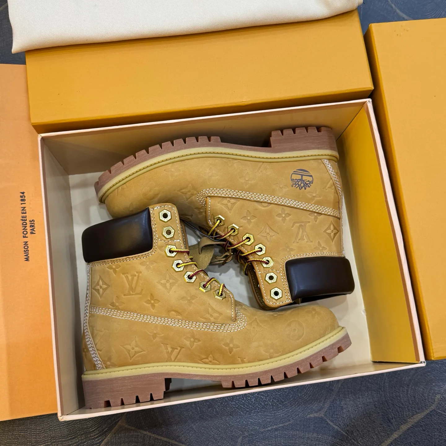 Ботинки Мужские Louis Vuitton 18267070