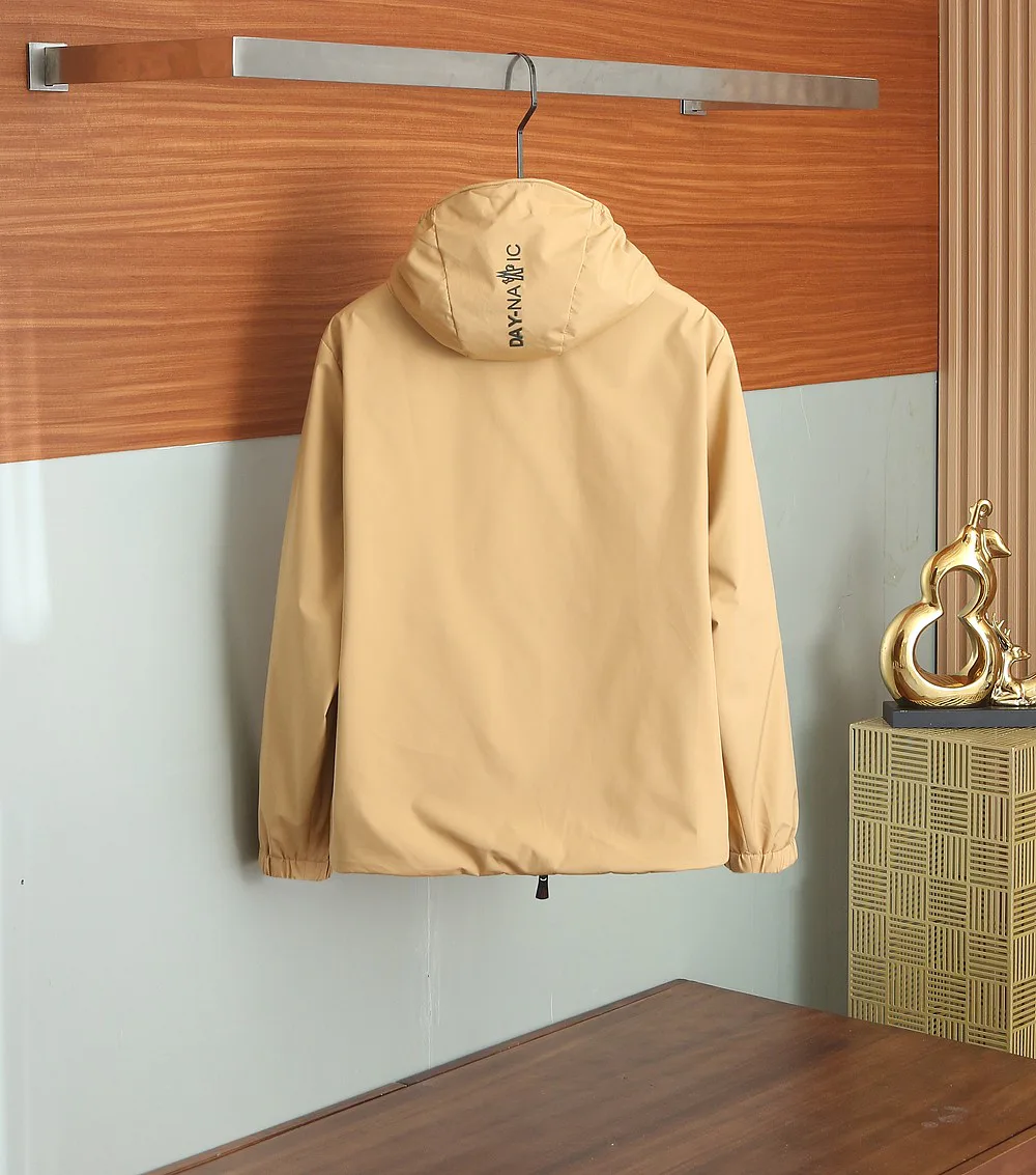 Куртки И Пуховики Мужские Moncler 17162493