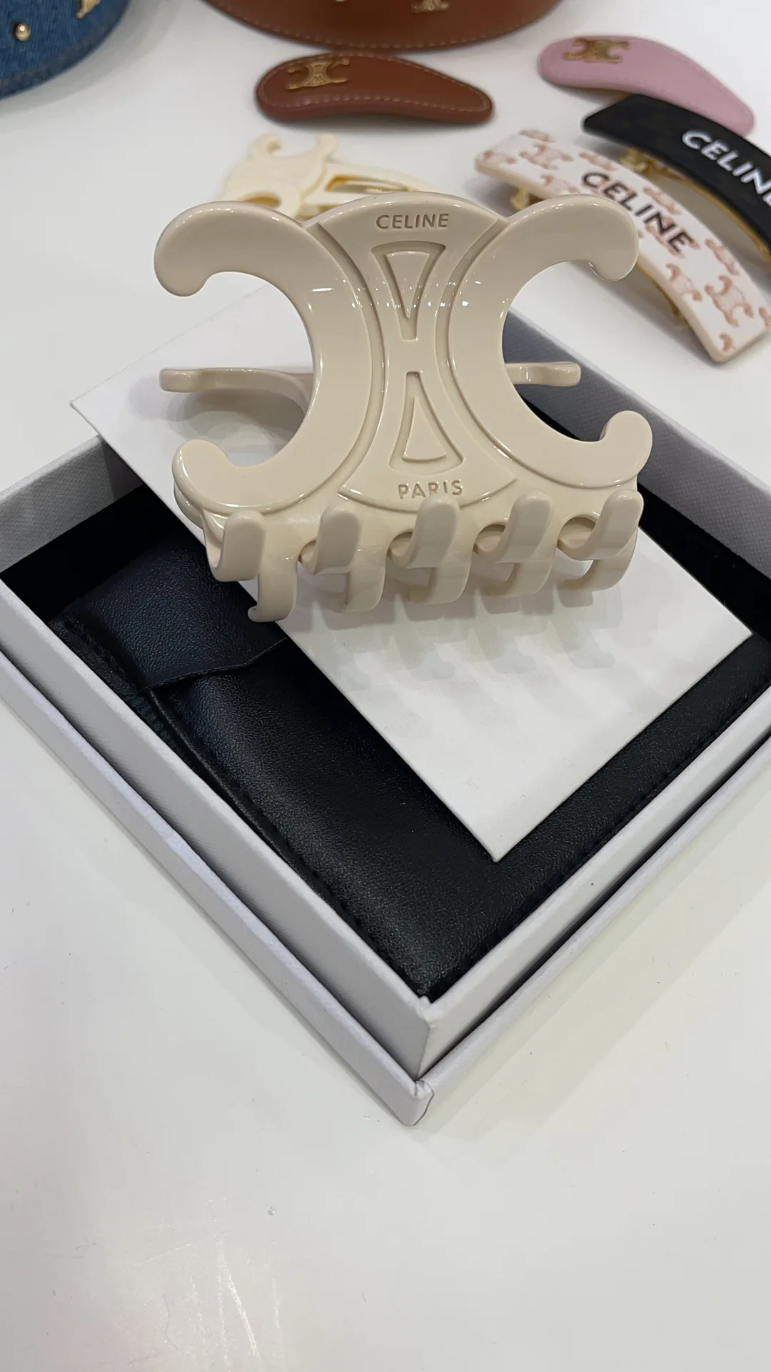 Головные Уборы Celine 822870