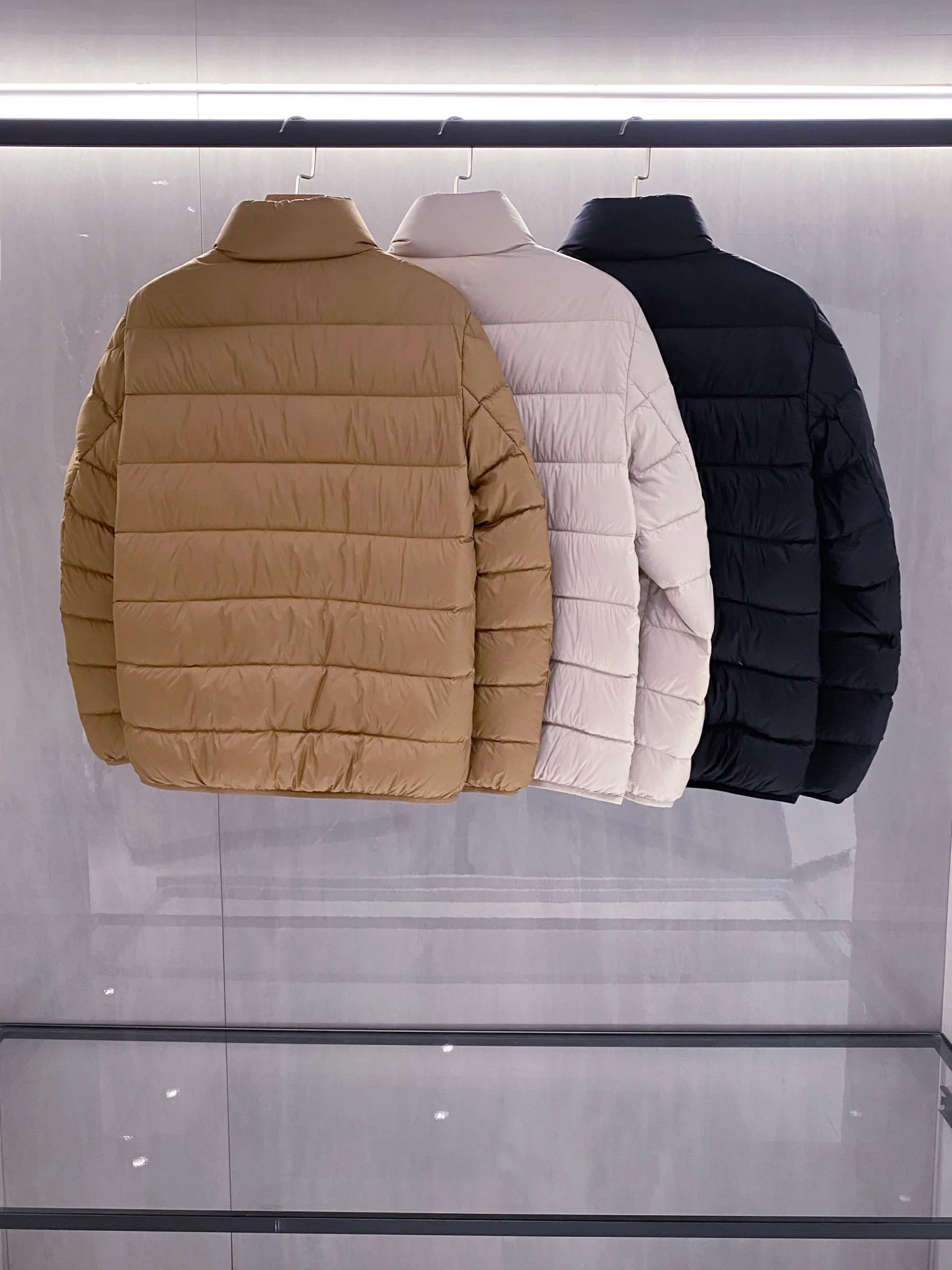 Куртки И Пуховики Мужские Moncler 339611