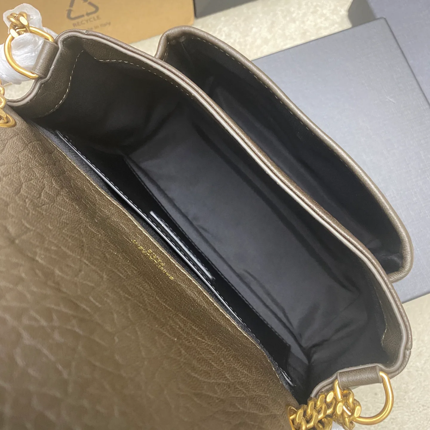 Классические Сумки Женские Saint Laurent 13435186