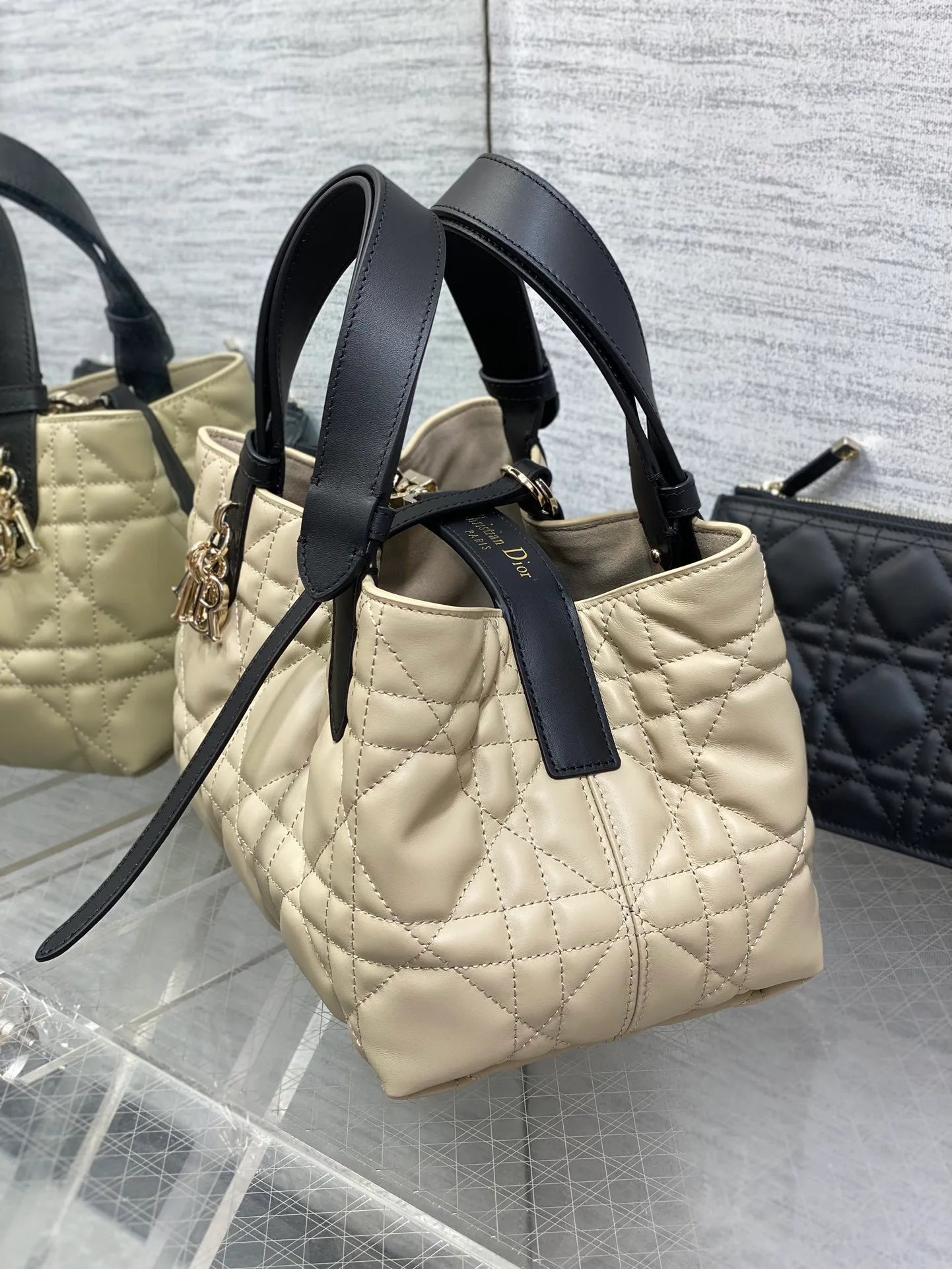 Классические Сумки Женские Christian Dior 11562691
