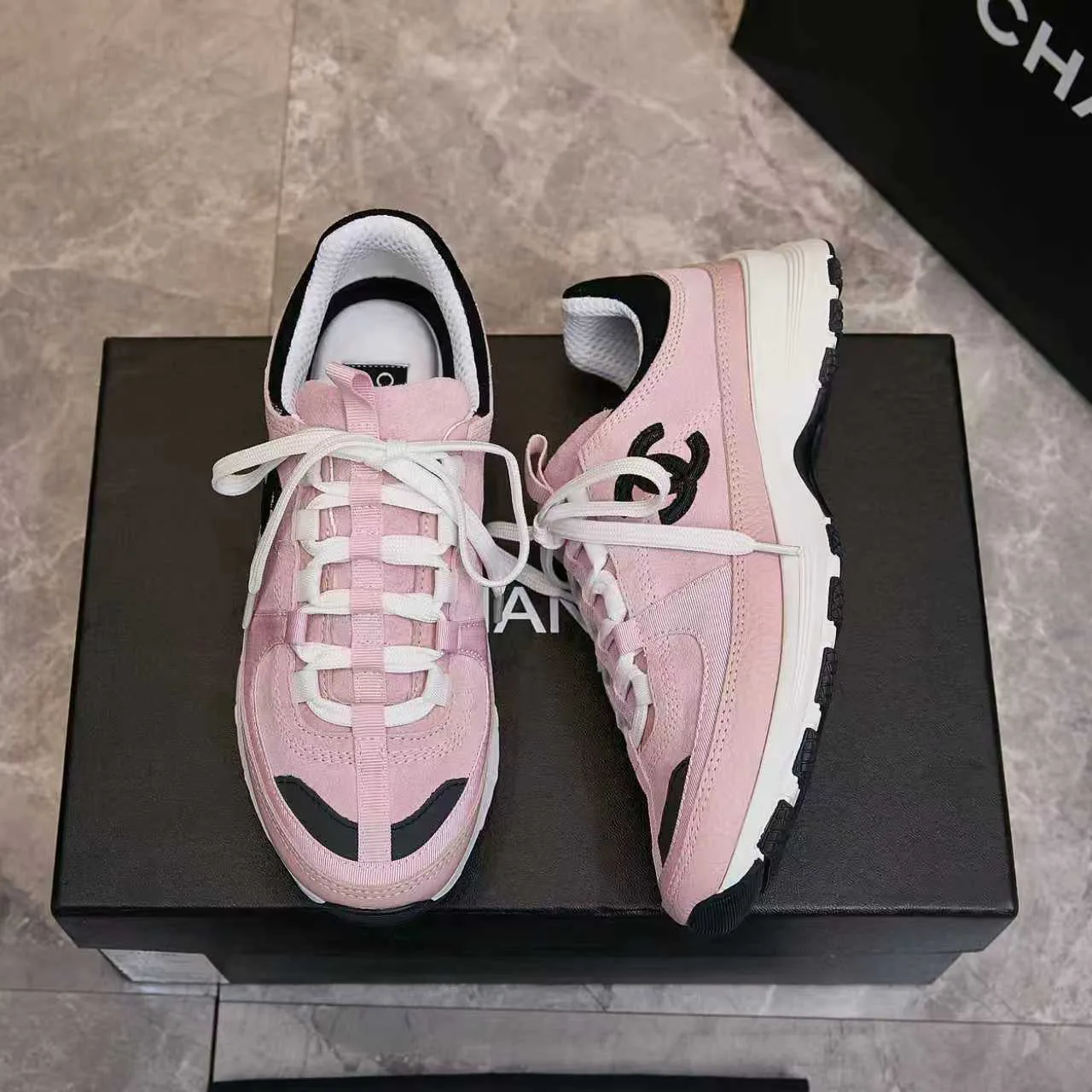 Кроссовки Женские Chanel 10515984