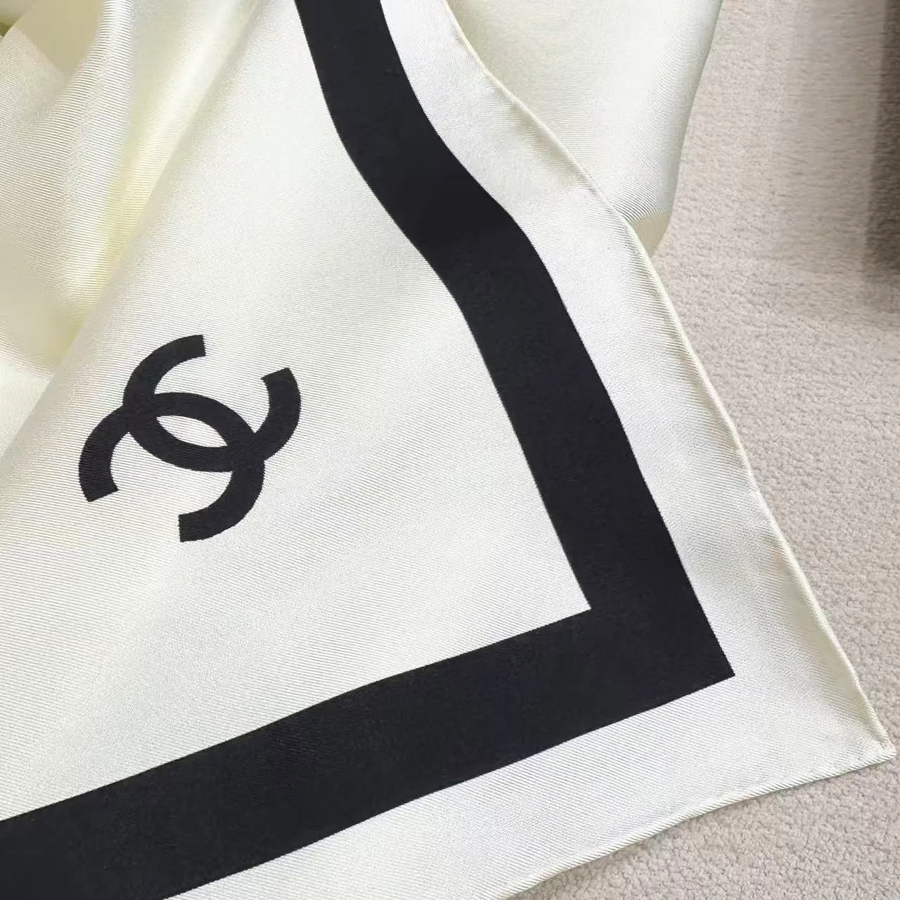 Платки Chanel 13896174