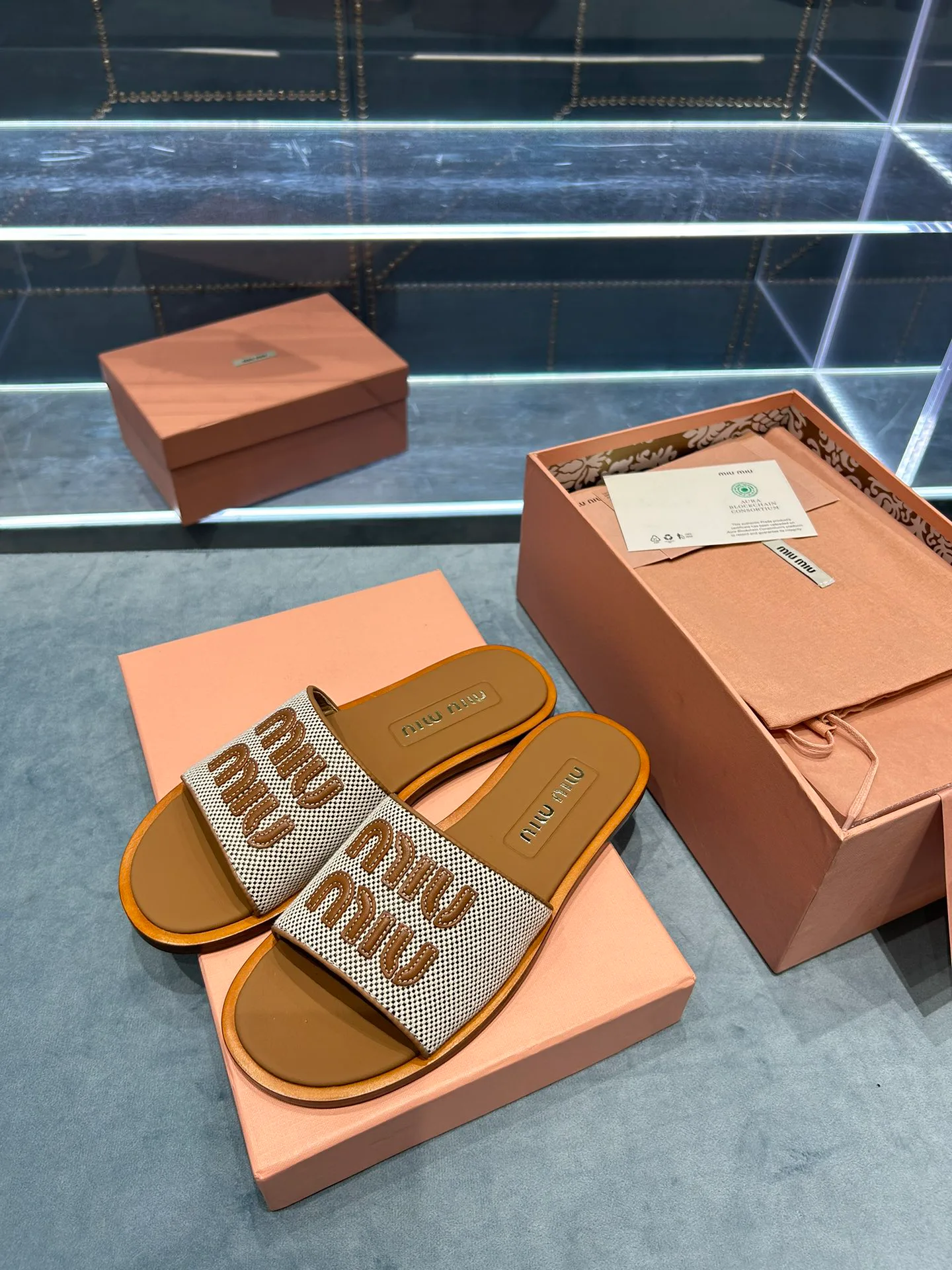 Шлепанцы Женские Miu Miu 18960