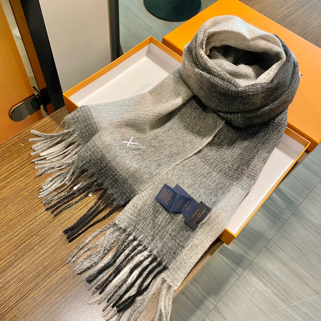 Шарфы Louis Vuitton 588263
