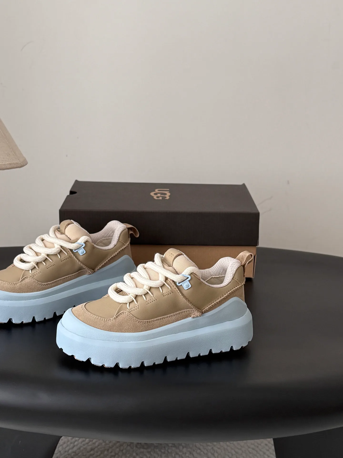 Кроссовки Женские Ugg 19687630