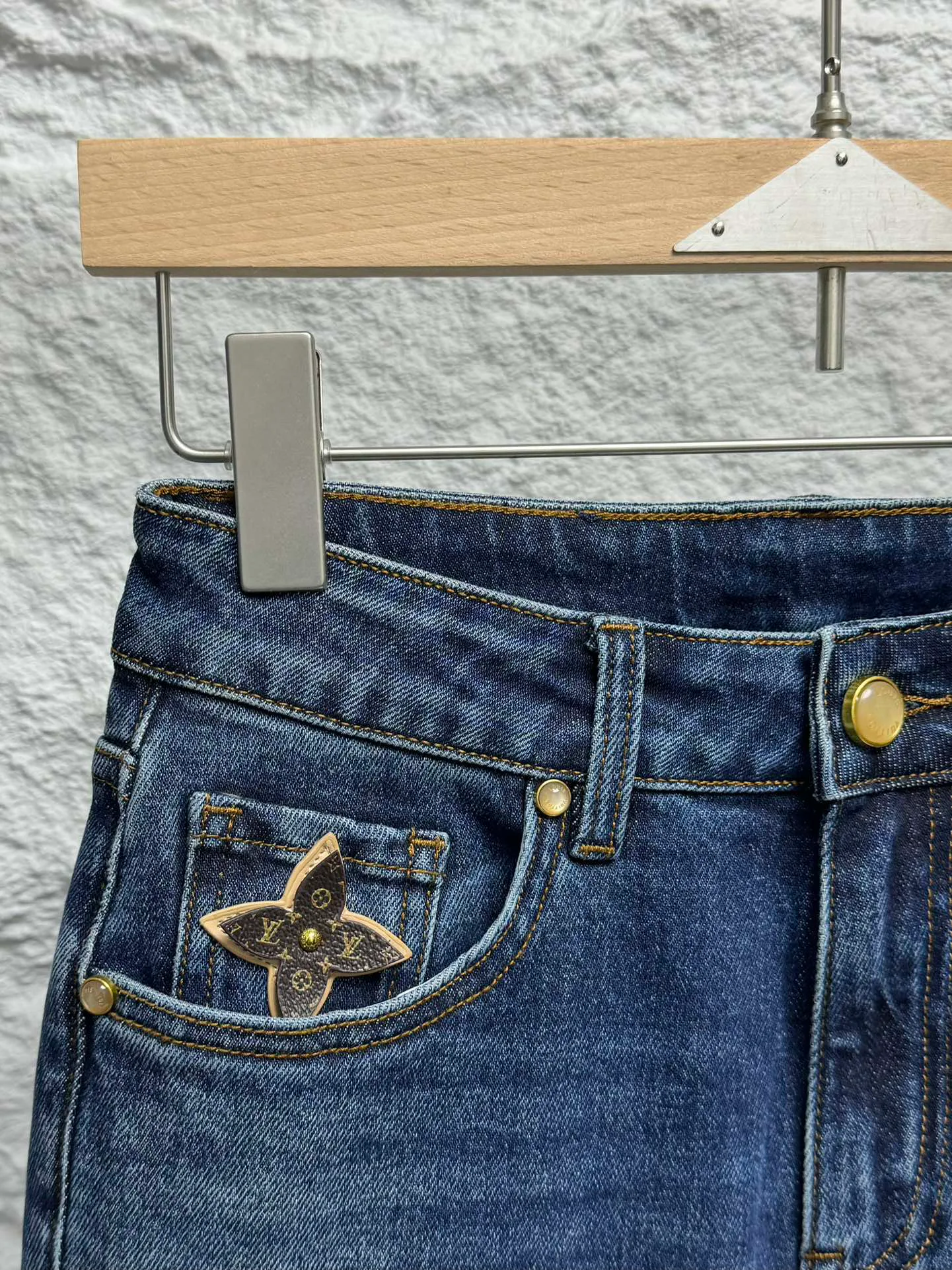 Джинсы Женские Louis Vuitton 9846633