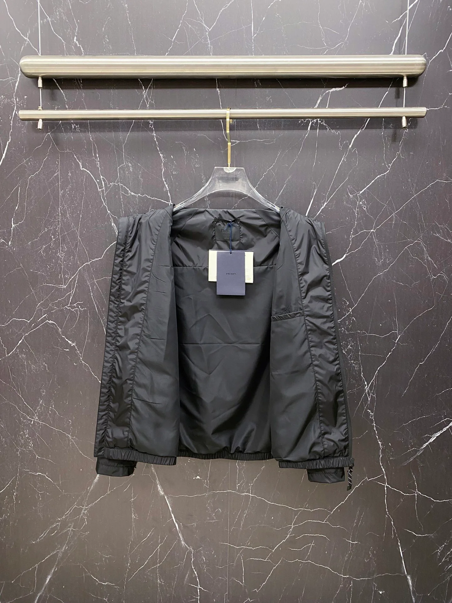 Куртки И Пуховики Мужские Prada 9760656