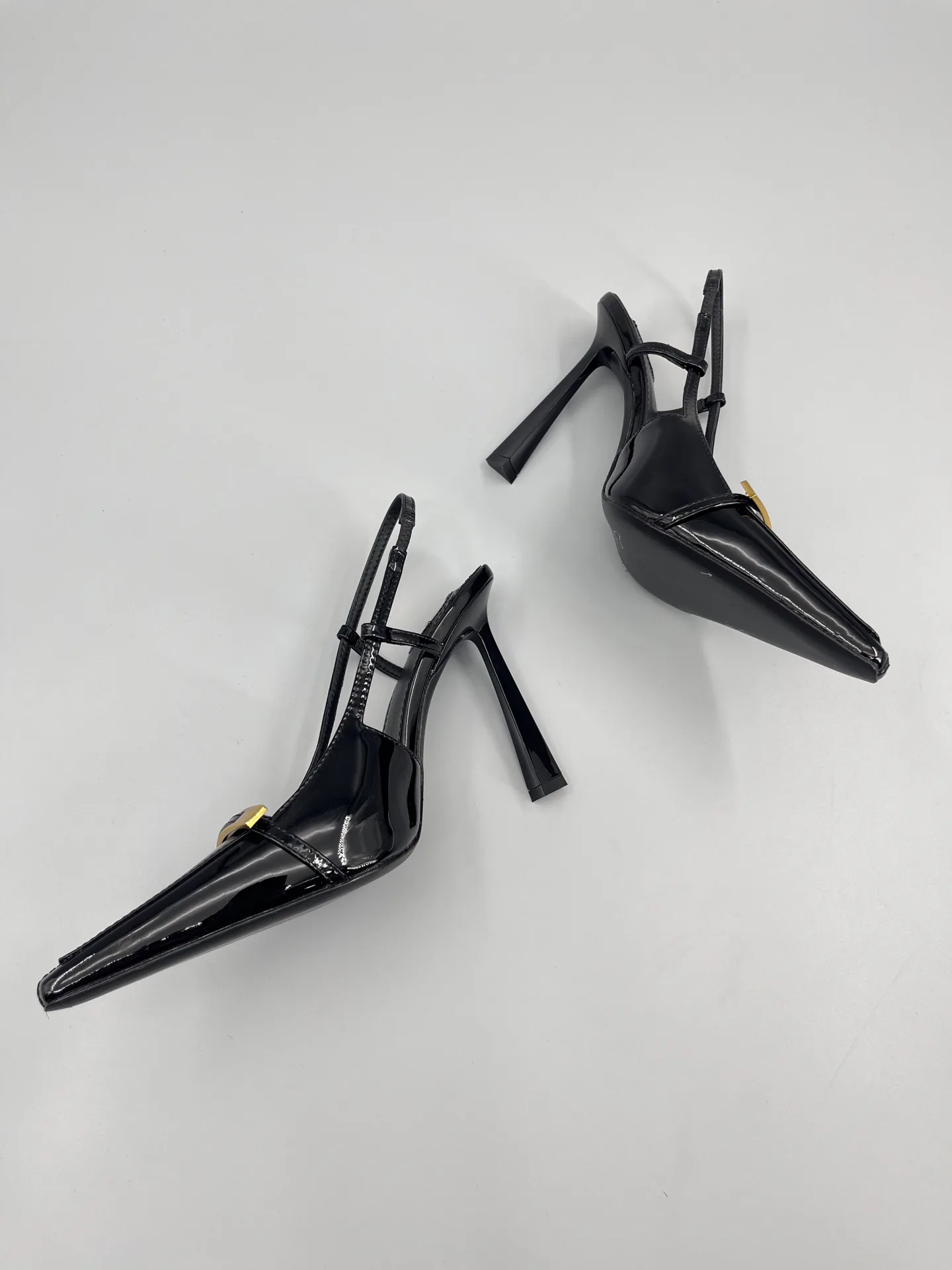 Туфли Женские Saint Laurent 28147