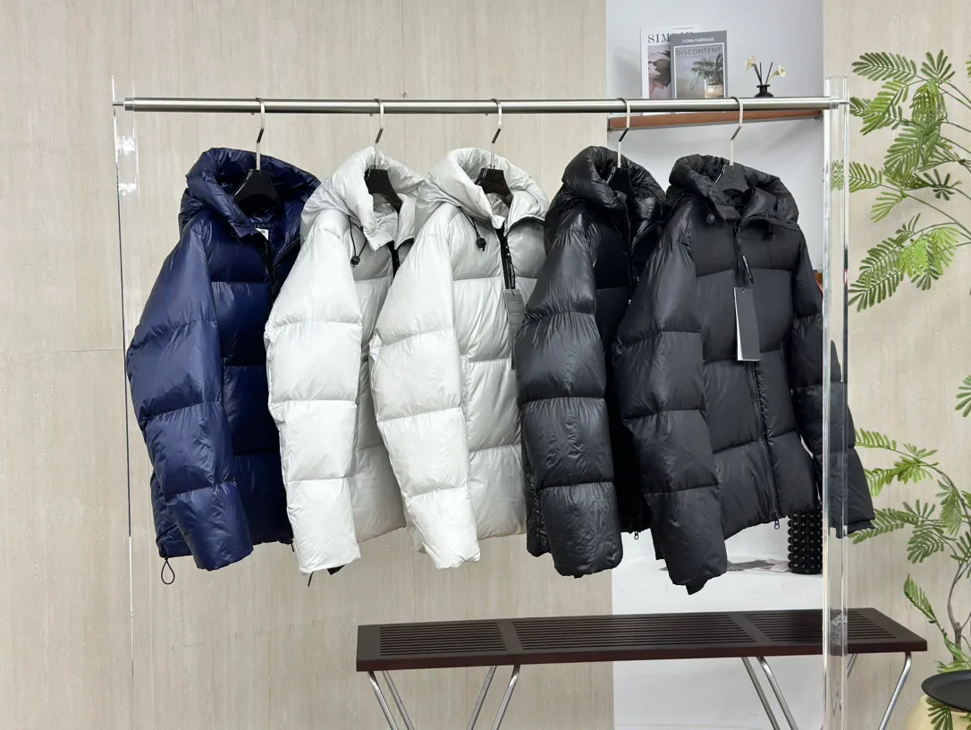 Куртки И Пуховики Женские Canada Goose 19580654
