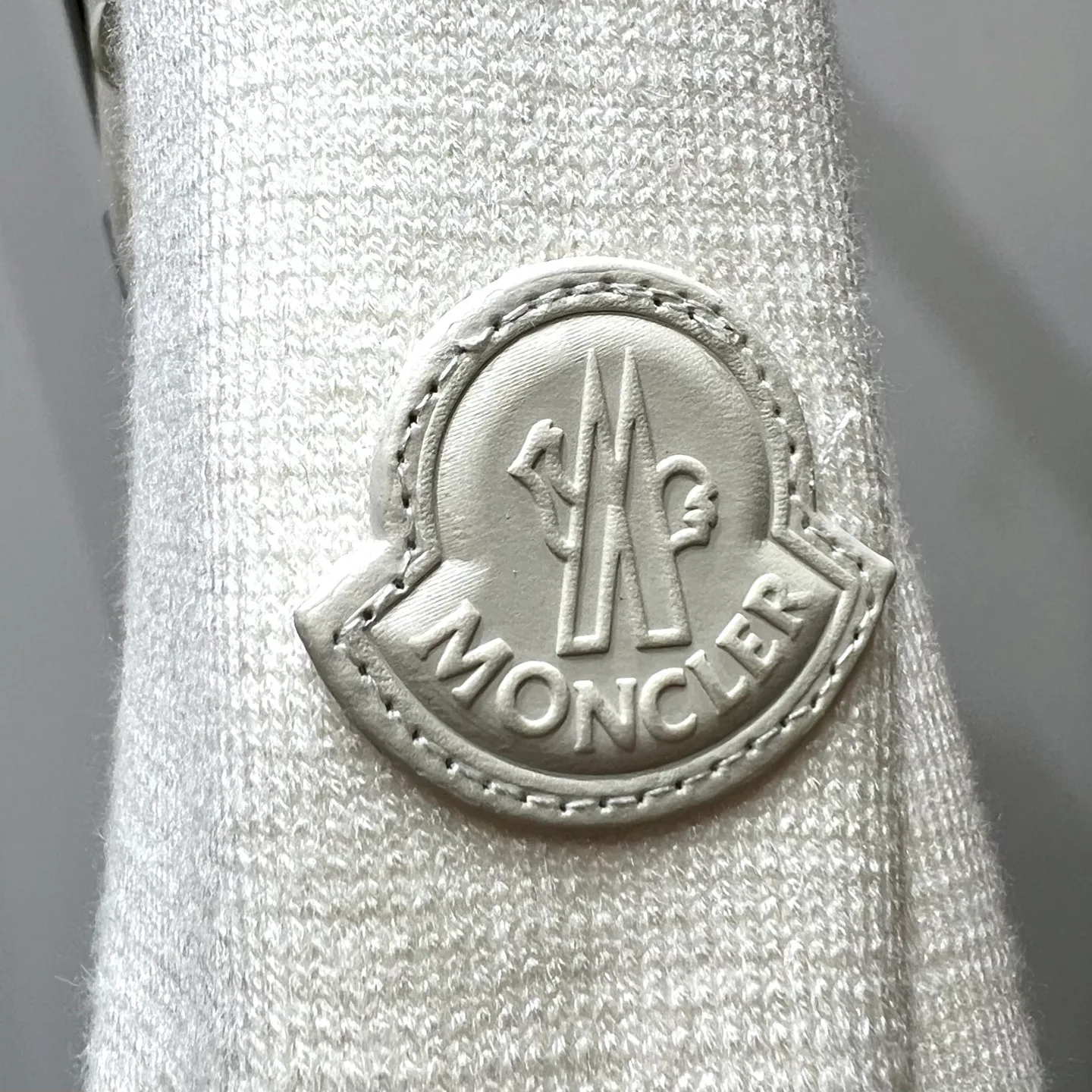 Куртки И Пуховики Женские Moncler 18106076