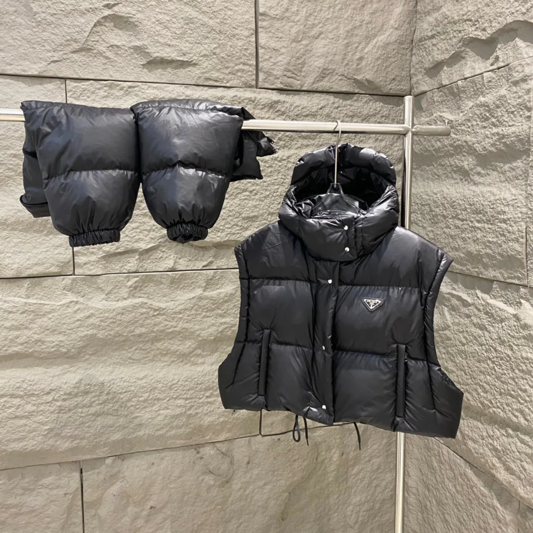 Куртки И Пуховики Женские Prada 18111797