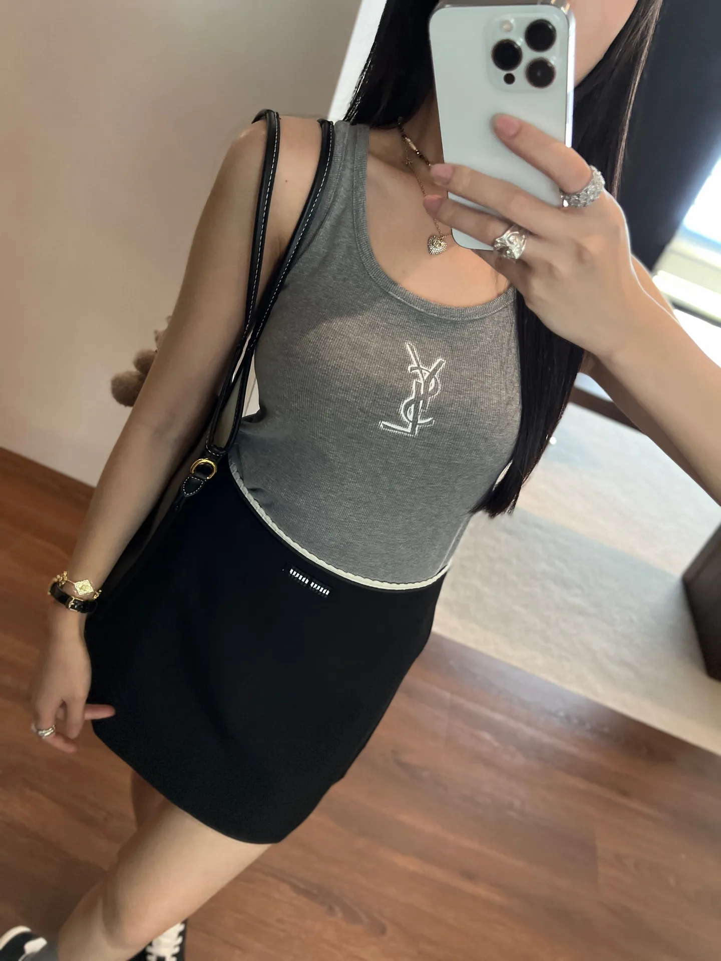 Футболки Женские Saint Laurent 26681