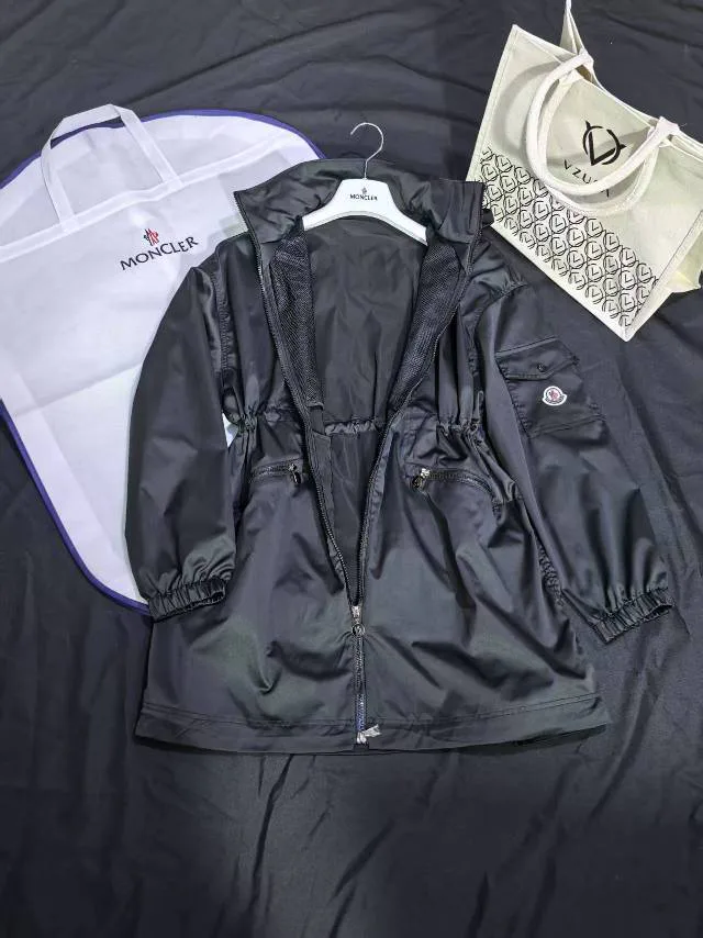 Тренчи Женские Moncler 22536