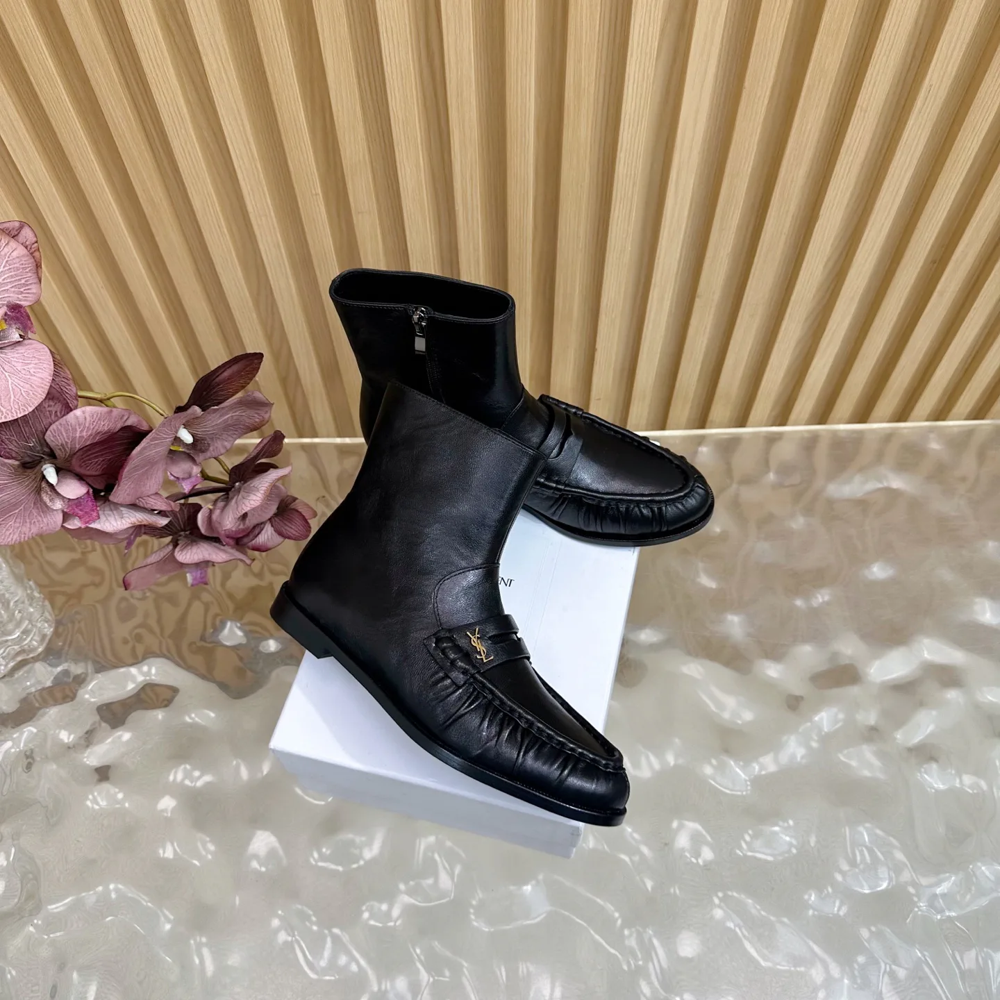 Ботинки Женские Saint Laurent 133120