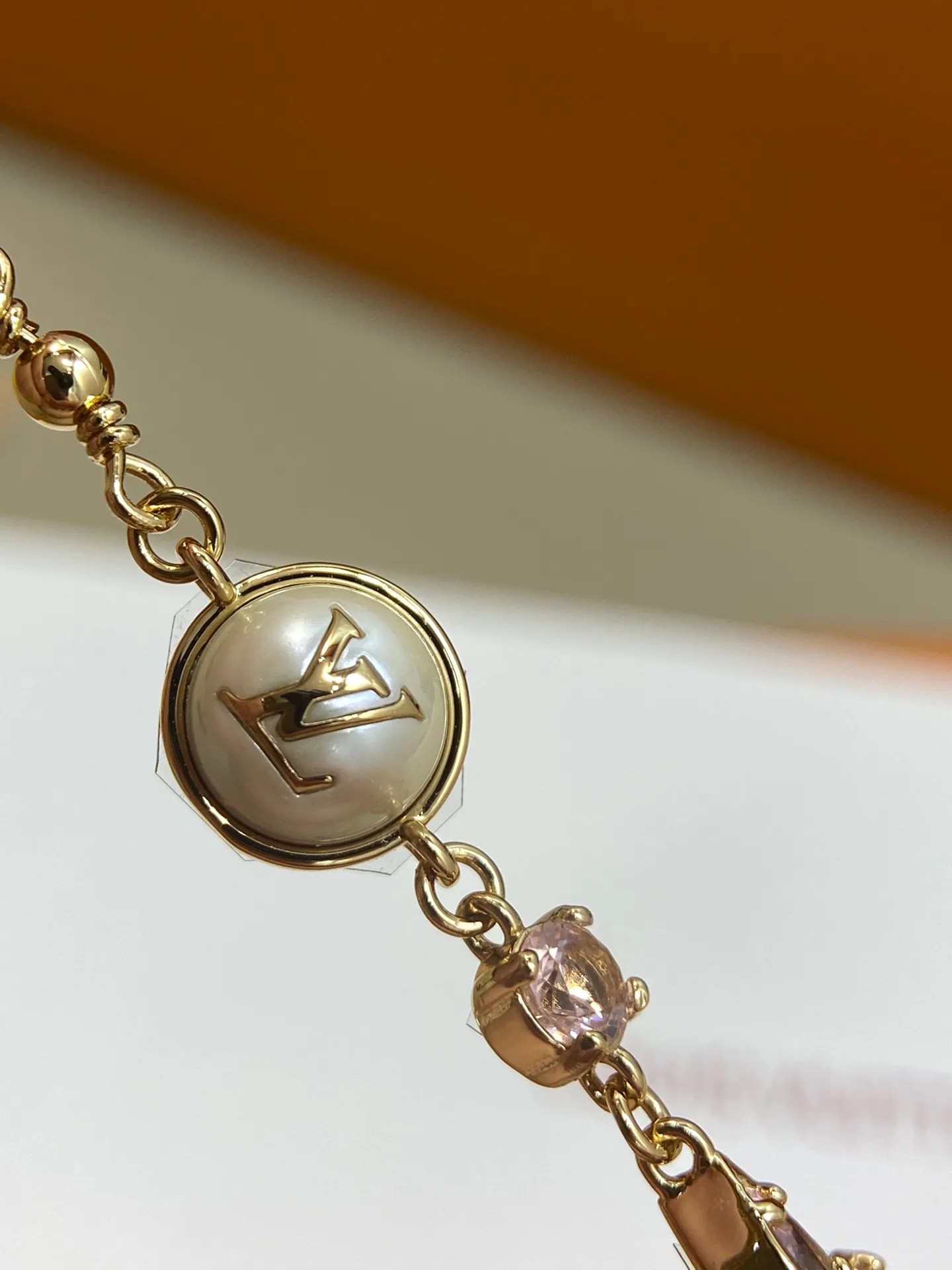 Бижутерия Louis Vuitton 18454059