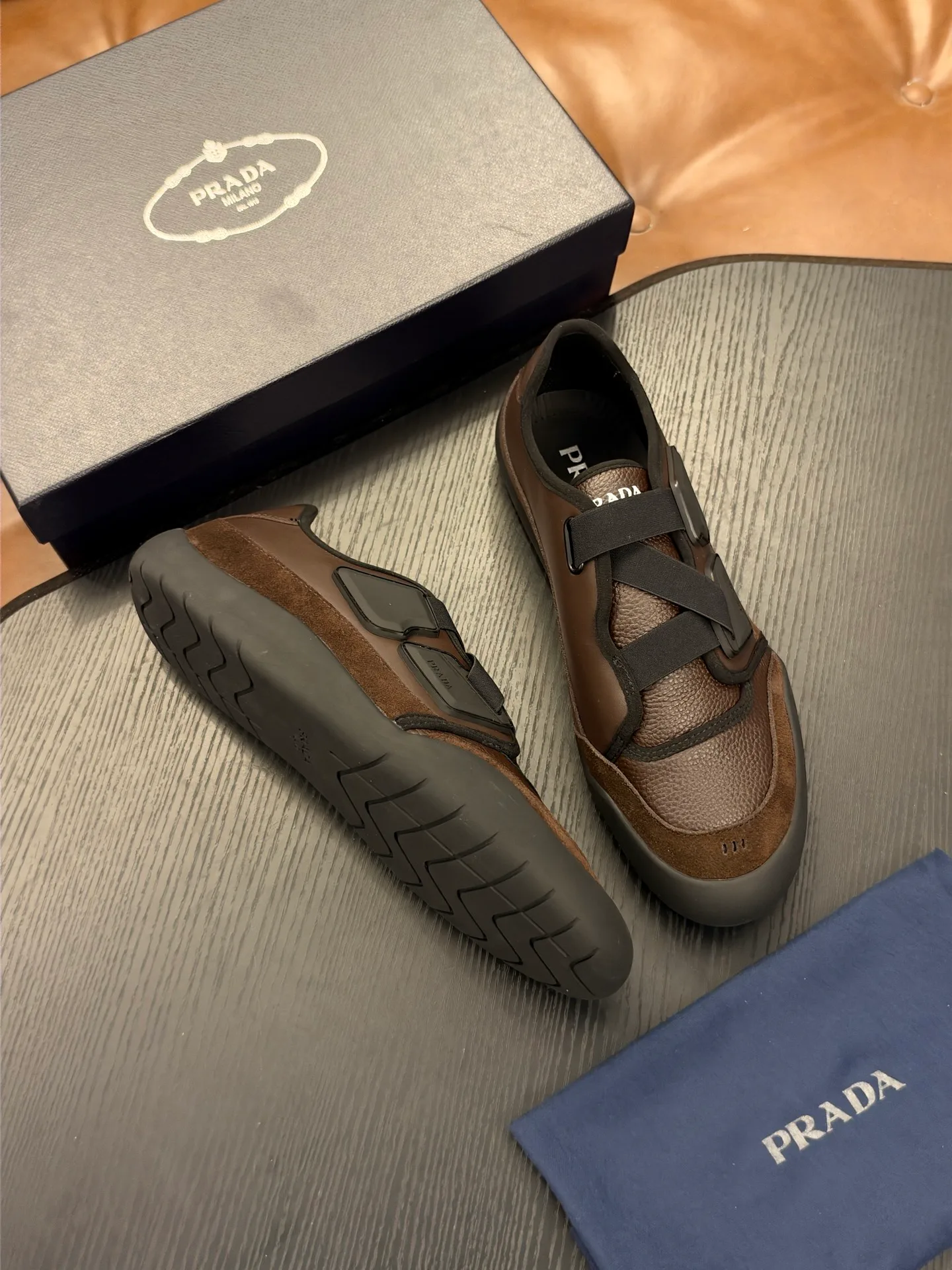 Кроссовки Мужские Prada 19700015