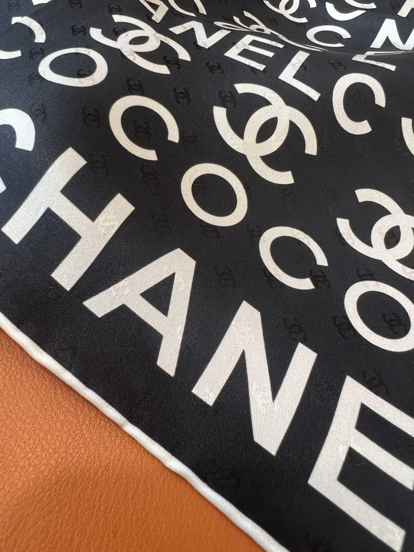 Шарфы Chanel 219469