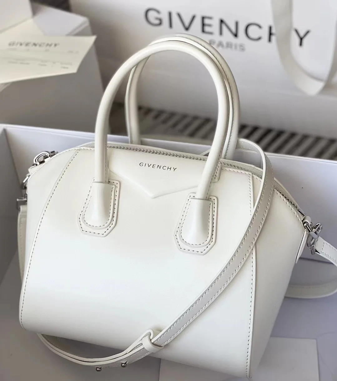 Сумки На Ремне Женские Givenchy 445258