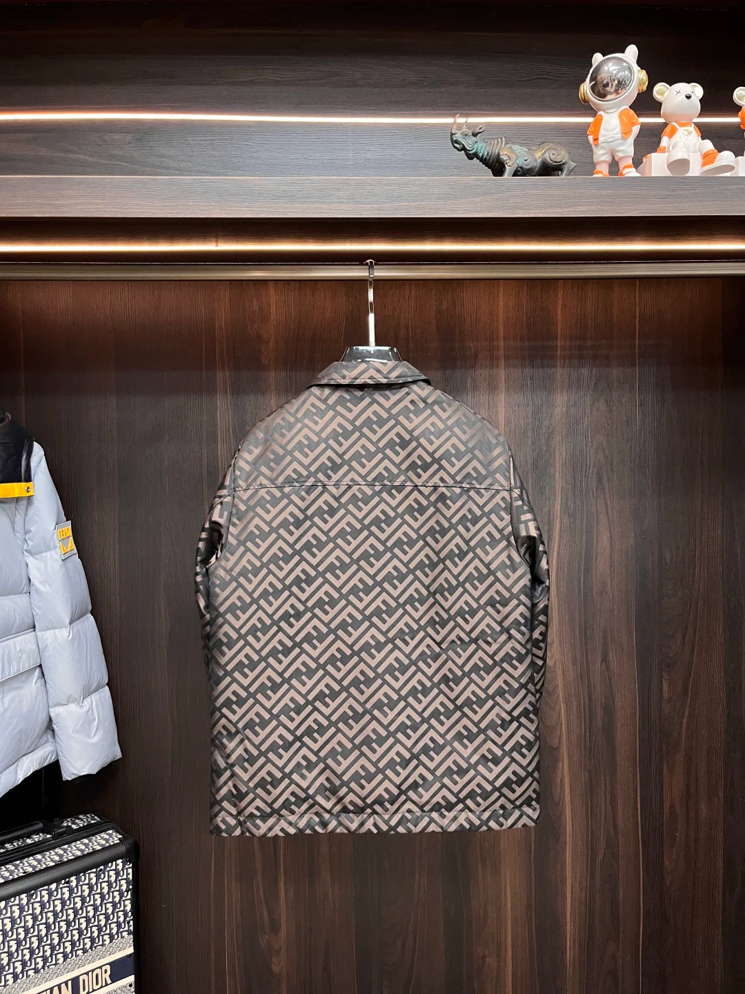 Куртки И Пуховики Мужские Fendi 493002