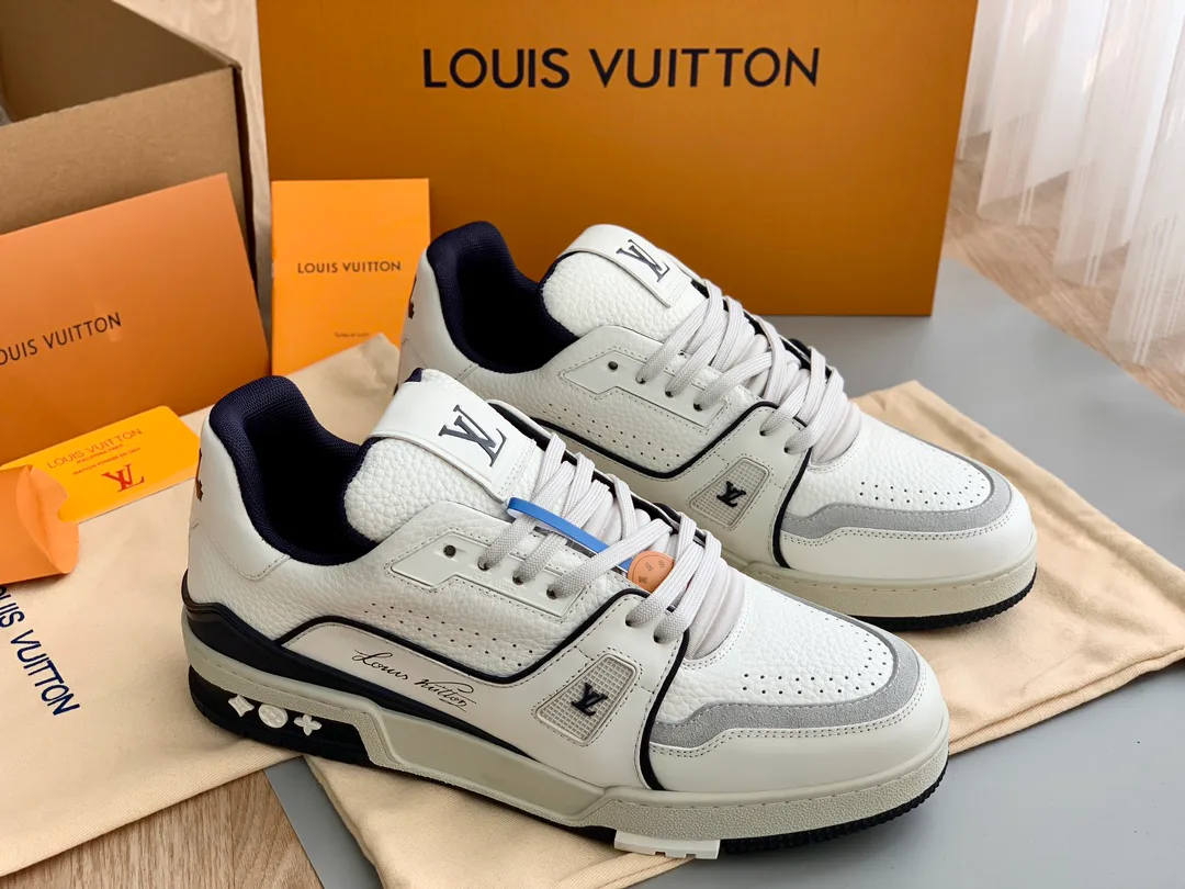 Кроссовки Женские Louis Vuitton 18014141