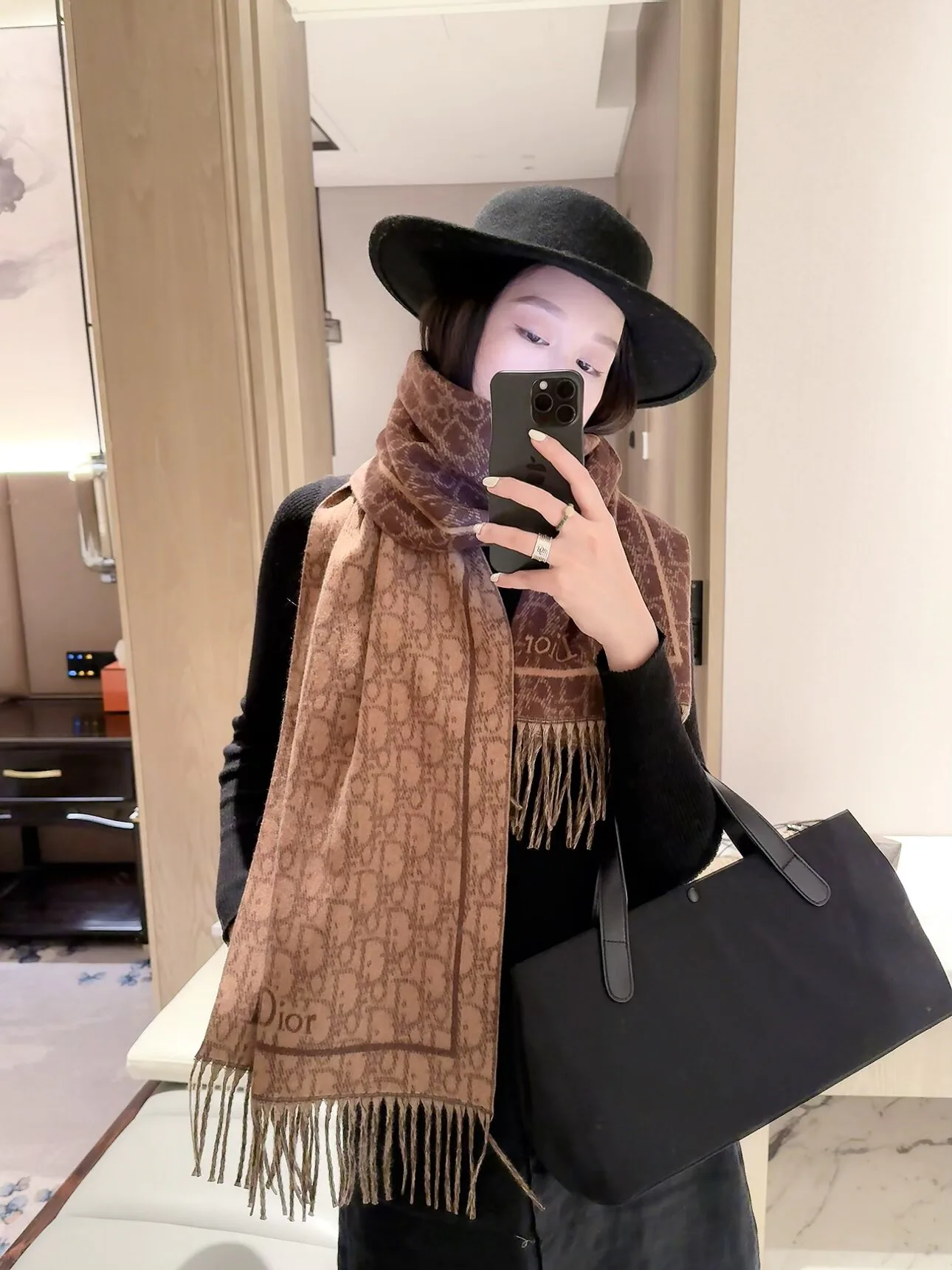 Шарфы Christian Dior 18322595