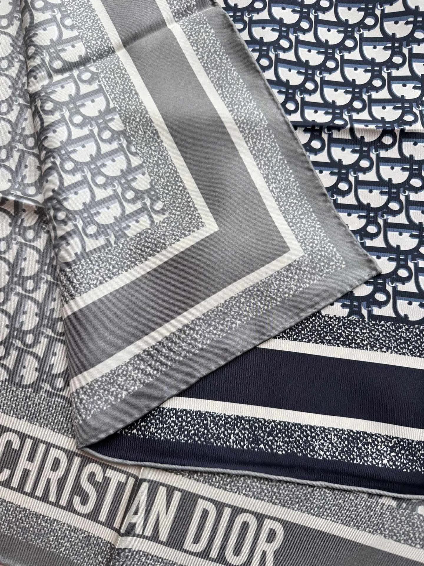 Платки Christian Dior 12737813