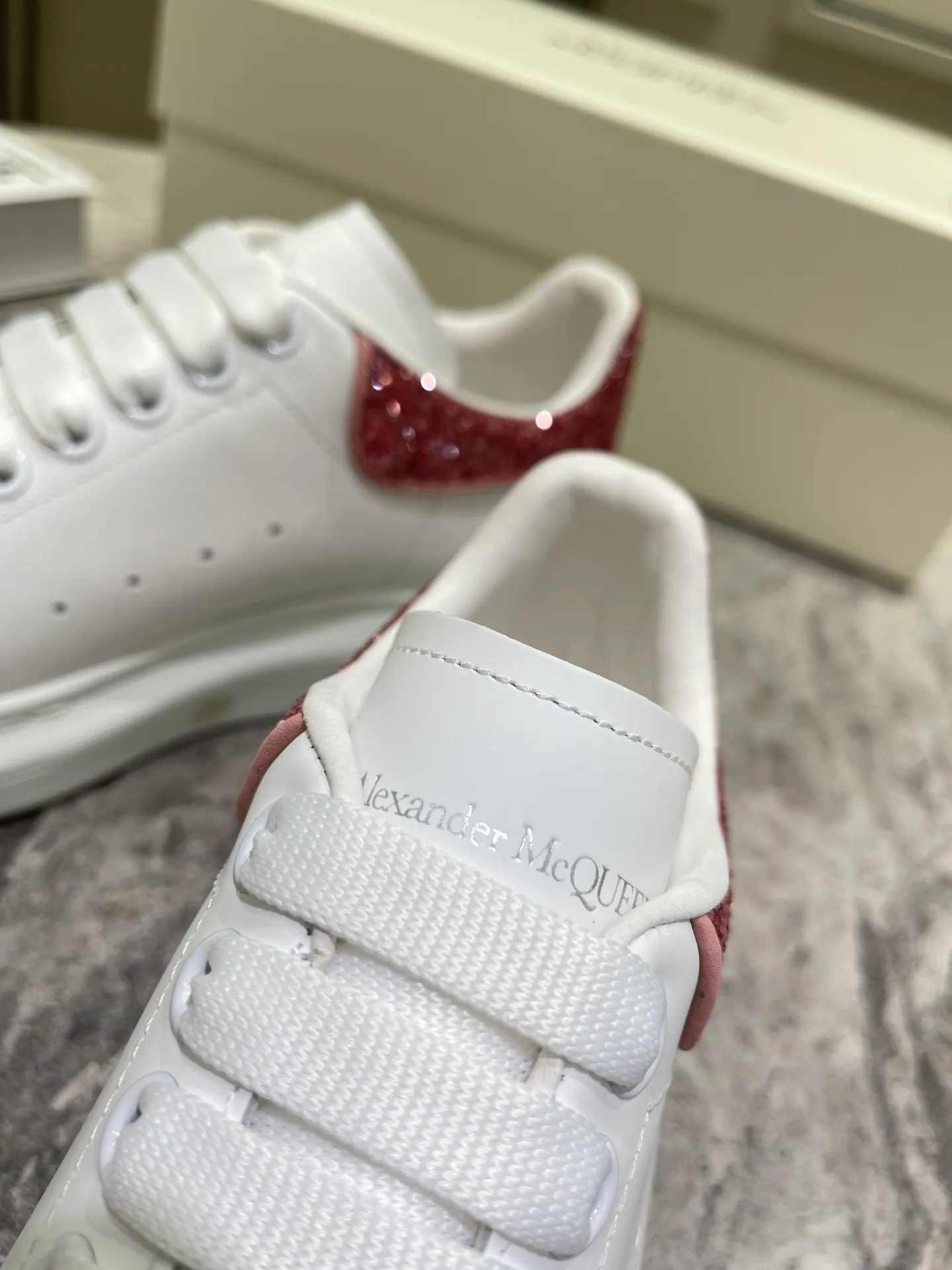 Кеды Женские Alexander Mcqueen 13287226