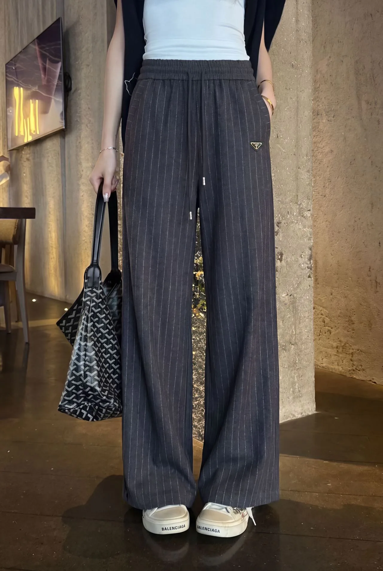 Брюки Женские Prada 19332194