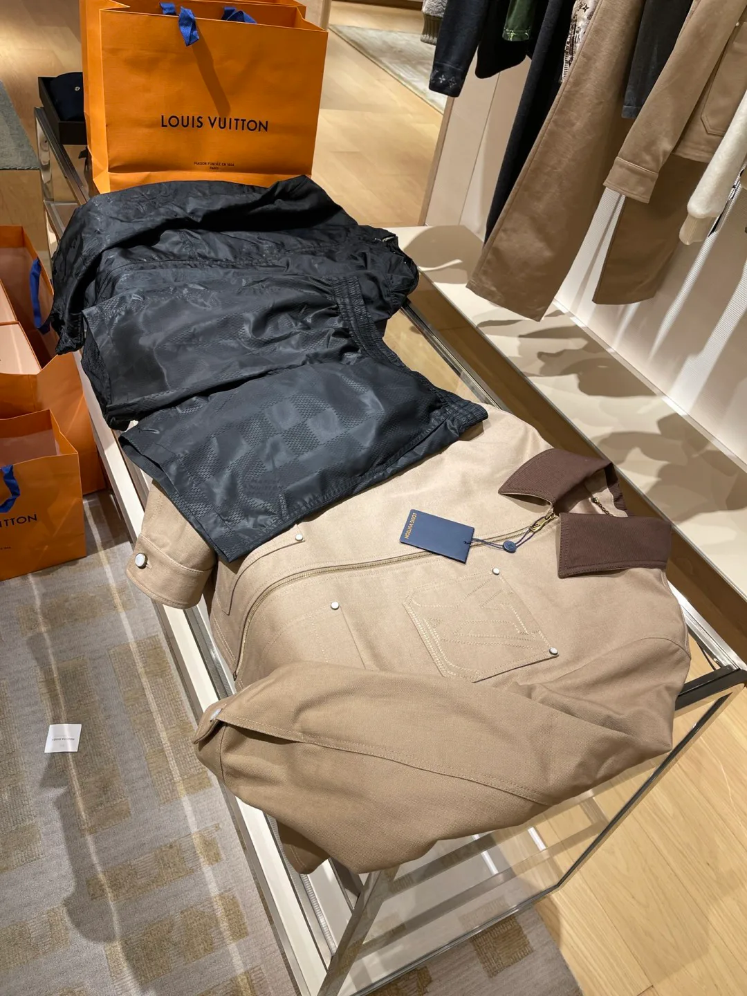 Куртки И Пуховики Мужские Louis Vuitton 1270776