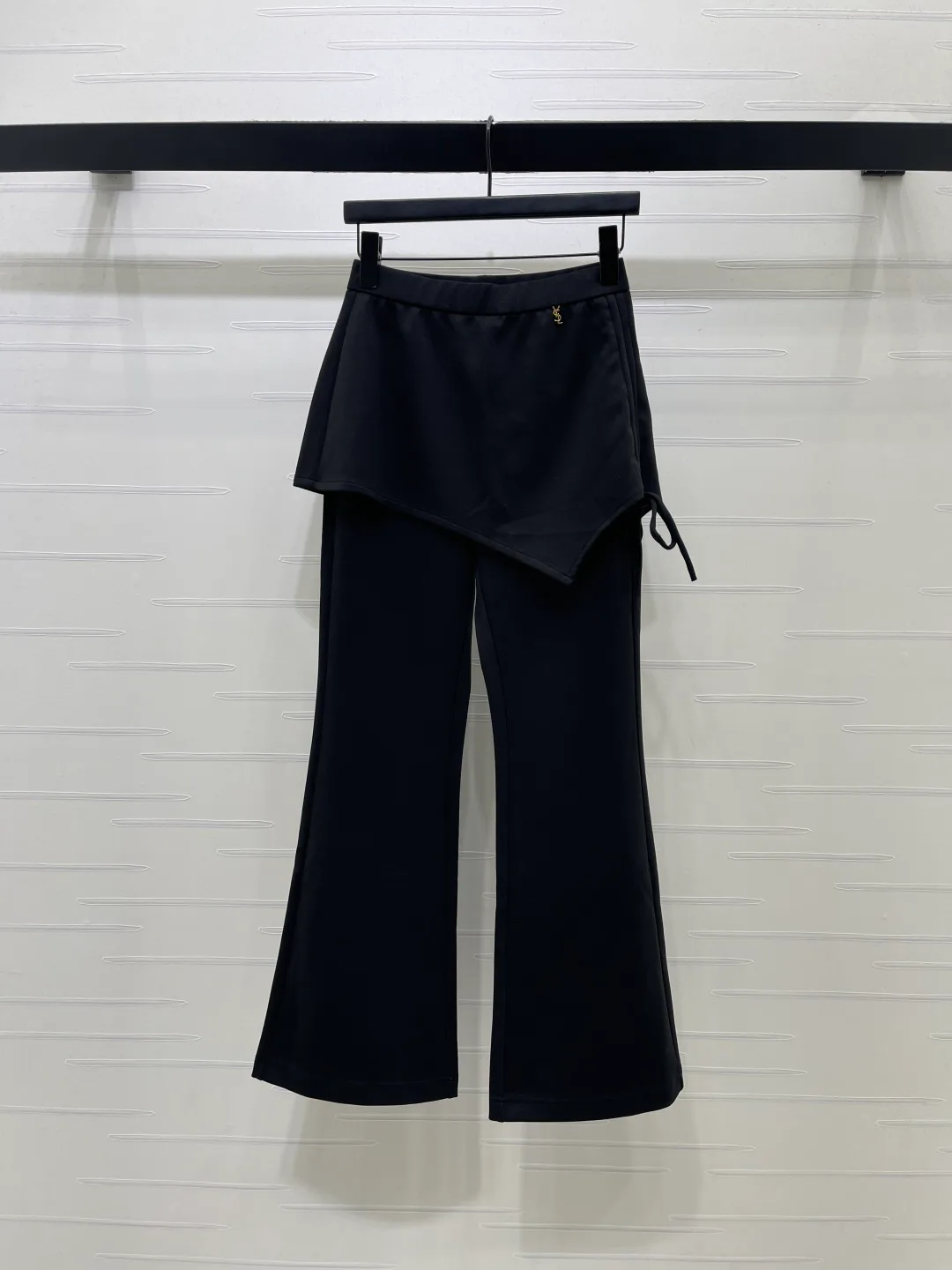 Брюки Женские Saint Laurent 18437175
