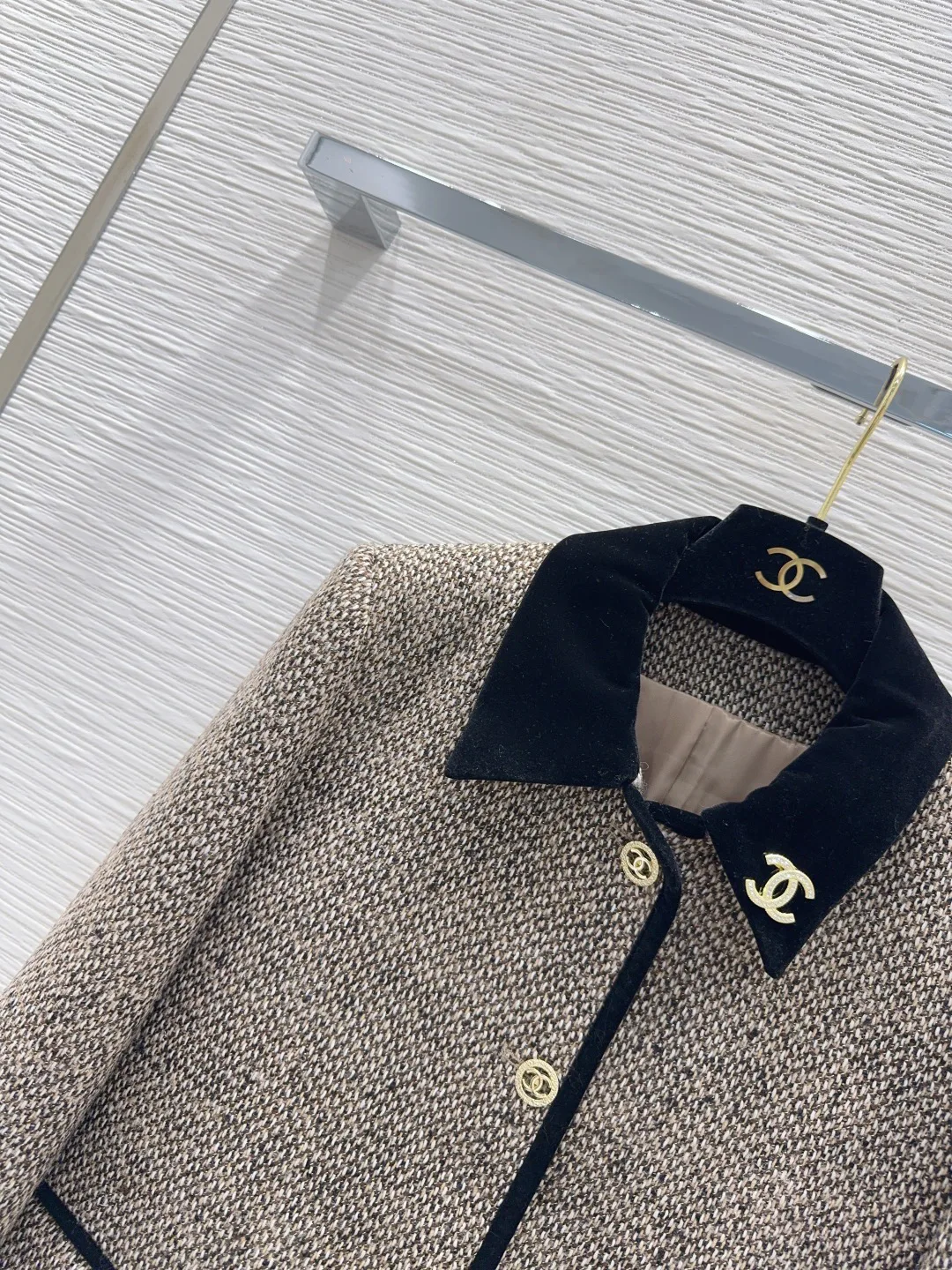 Жакеты Женские Chanel 19005676
