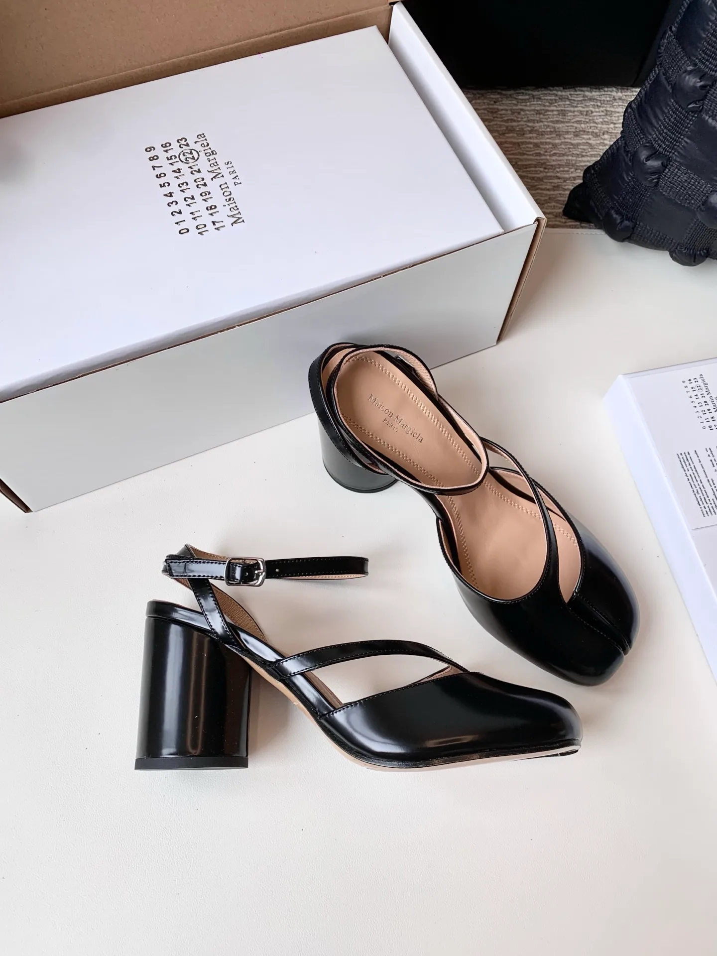 Босоножки Женские Maison Margiela 17628621