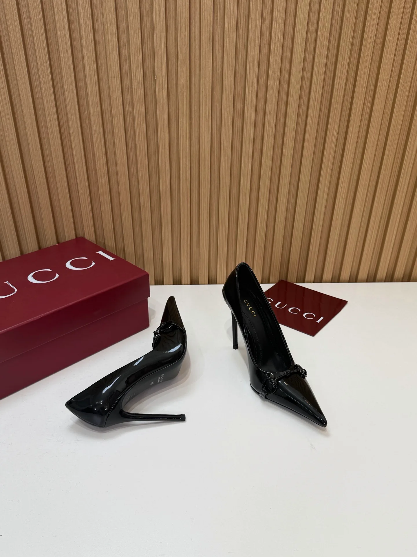 Туфли Женские Gucci 18792522