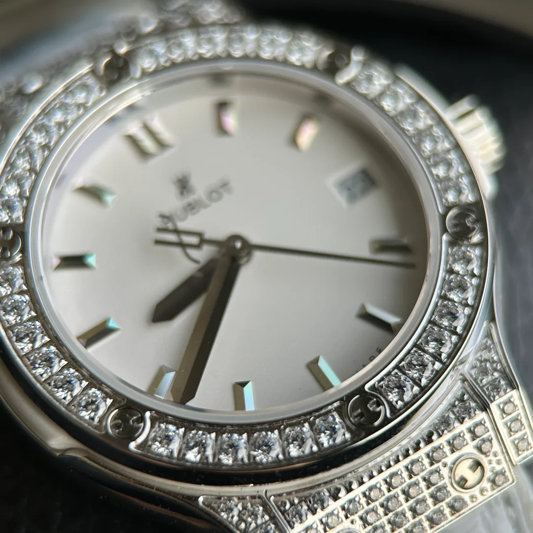 Часы Женские Hublot 17629716