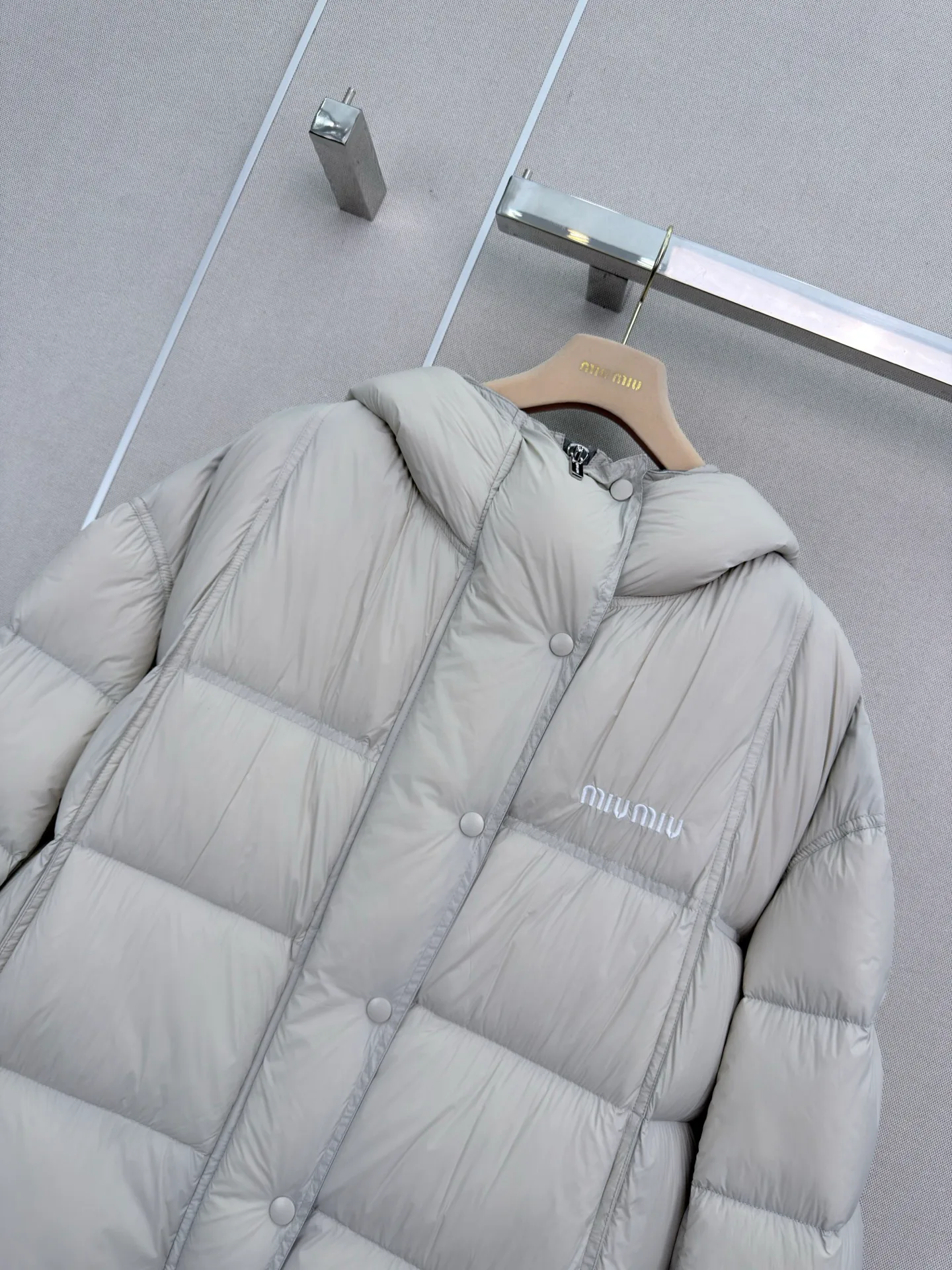 Куртки И Пуховики Женские Miu Miu 18710745