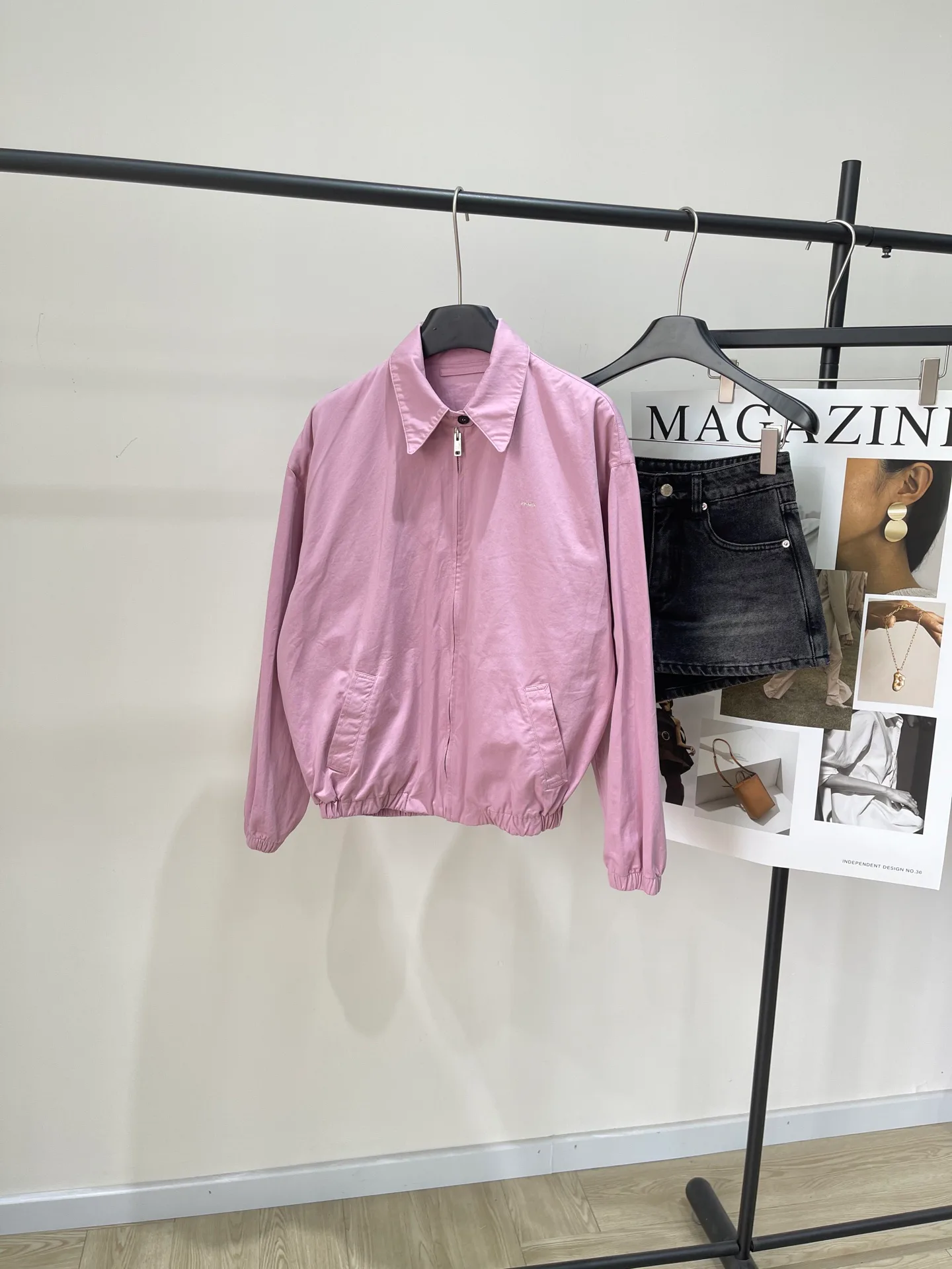 Куртки И Пуховики Мужские Prada 11209389