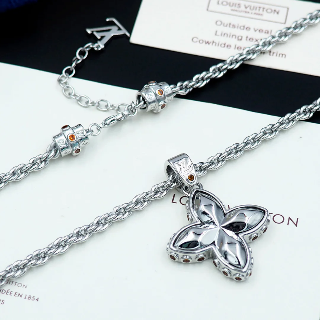 Бижутерия Louis Vuitton 109981