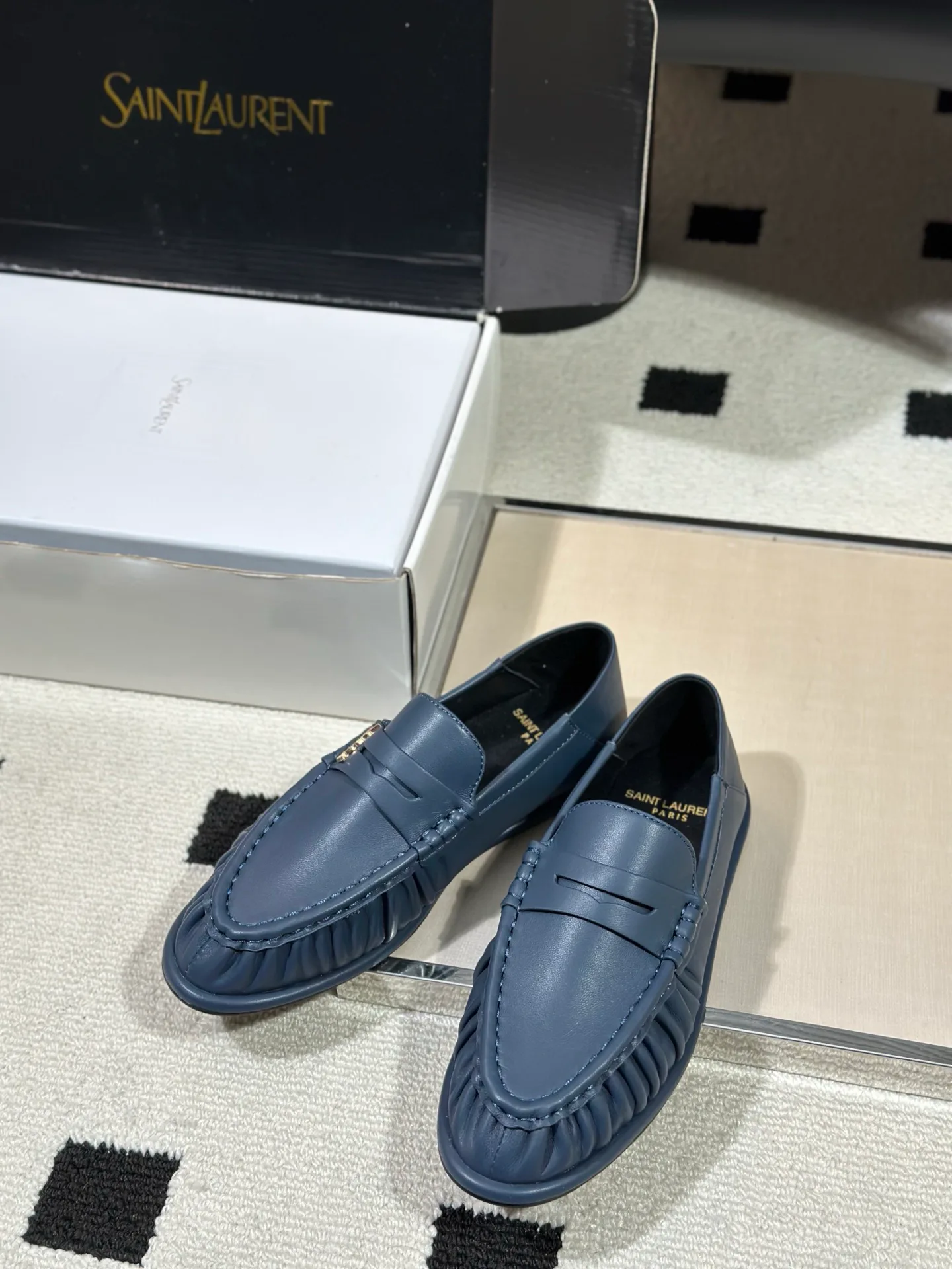 Лоферы И Мокасины Женские Saint Laurent 18041760