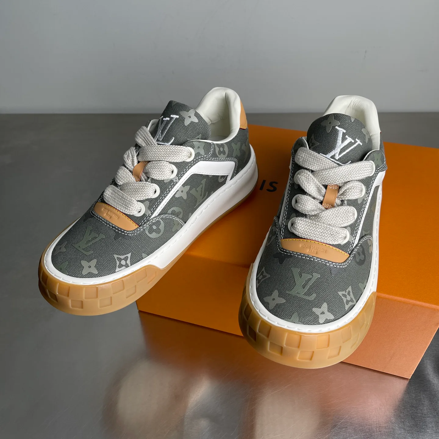 Кеды Мужские Louis Vuitton 12634398