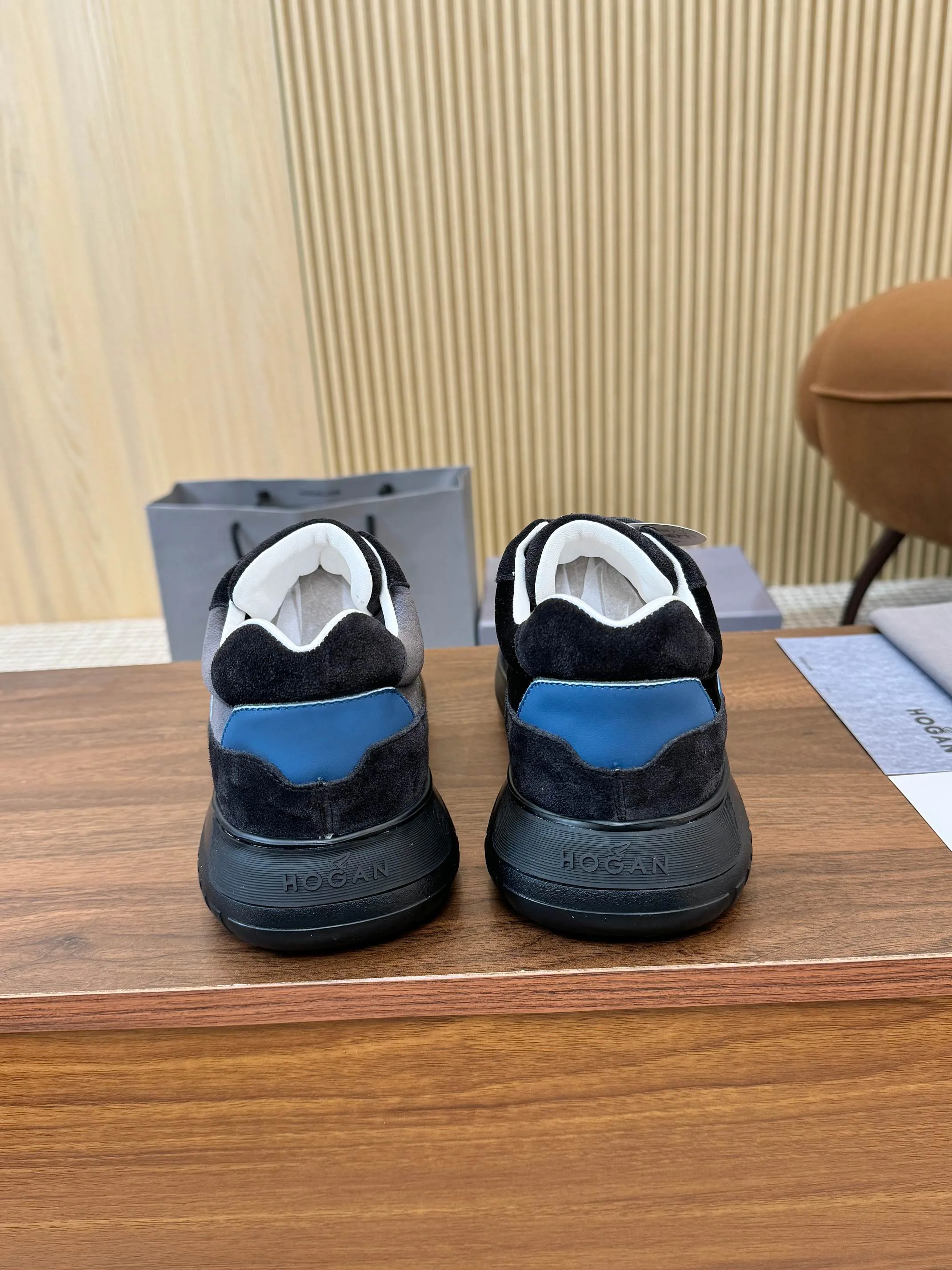 Кроссовки Женские Hogan 12835345