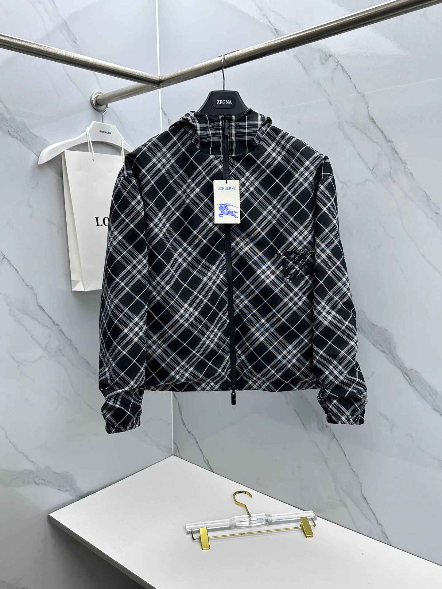 Куртки И Пуховики Мужские Burberry 2237455